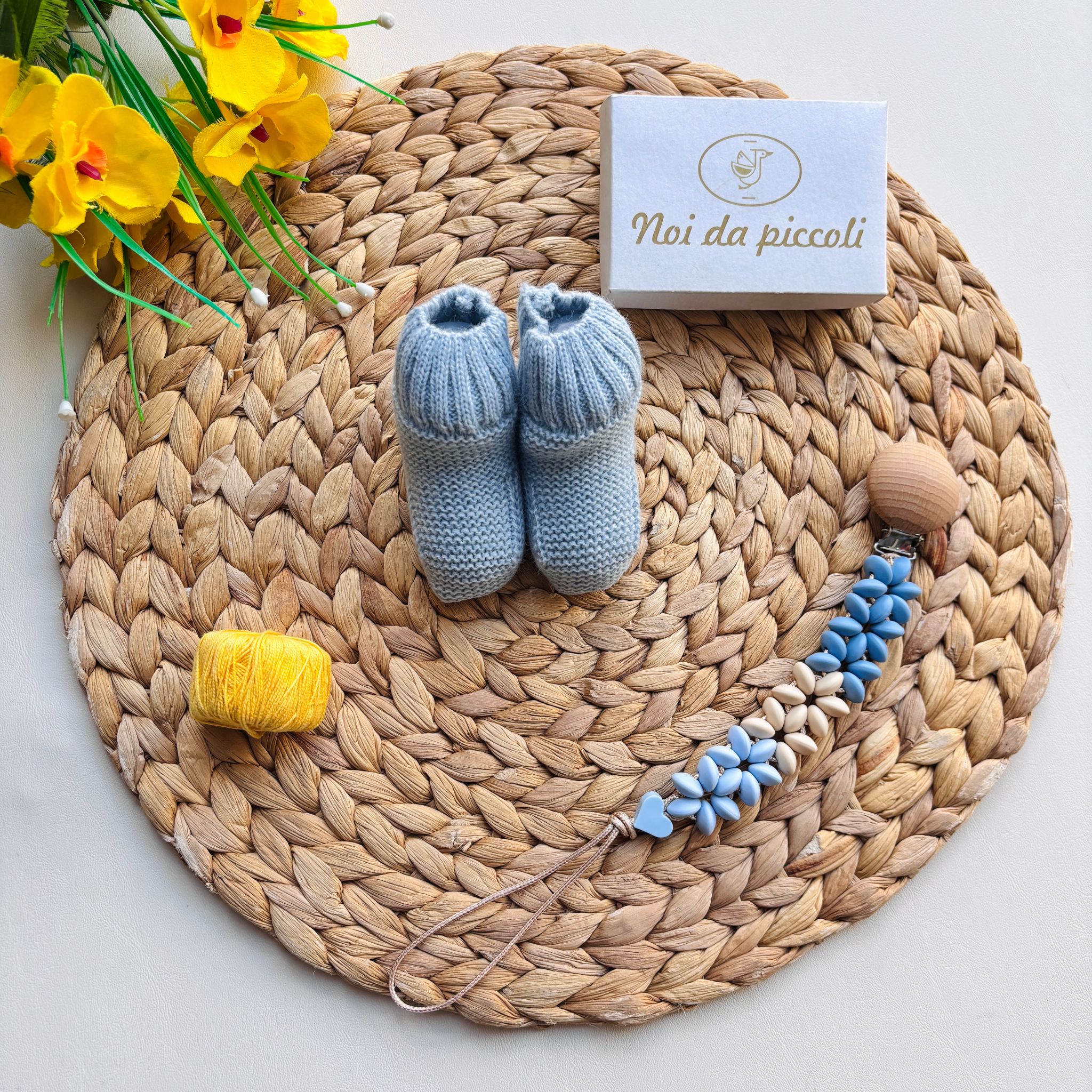 BABBUCCE IN FILATO CALDO AZUL - Noi da piccoli