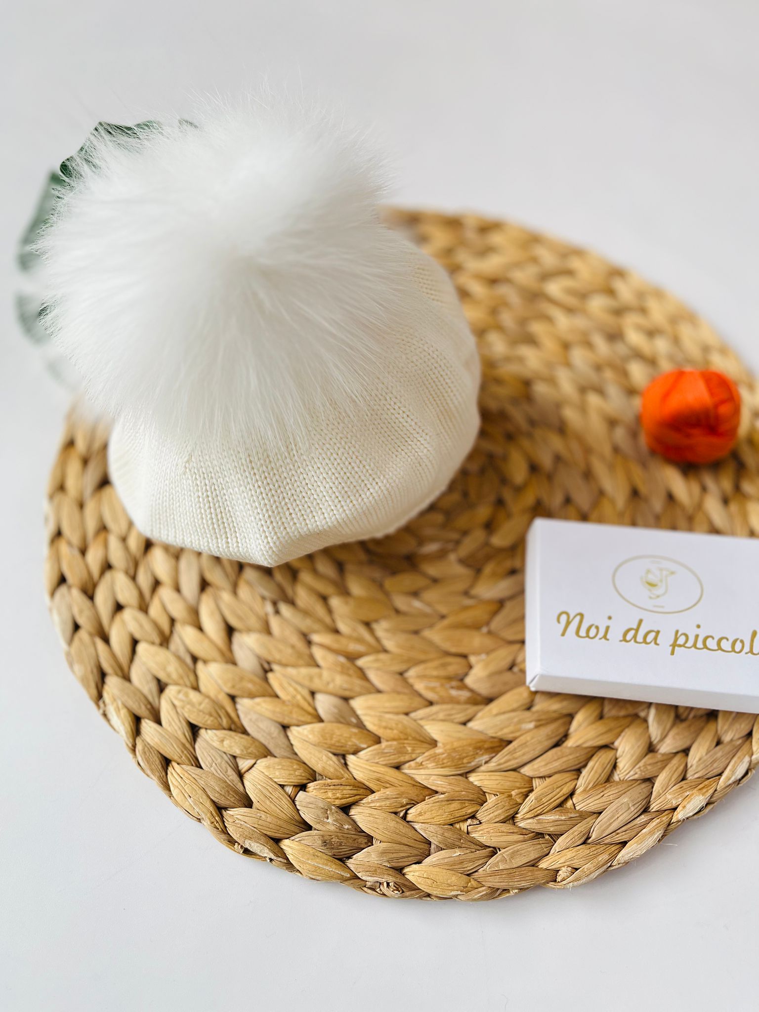 BASCO CON PON POM VOLPE Lana PANNA - Noi da piccoli