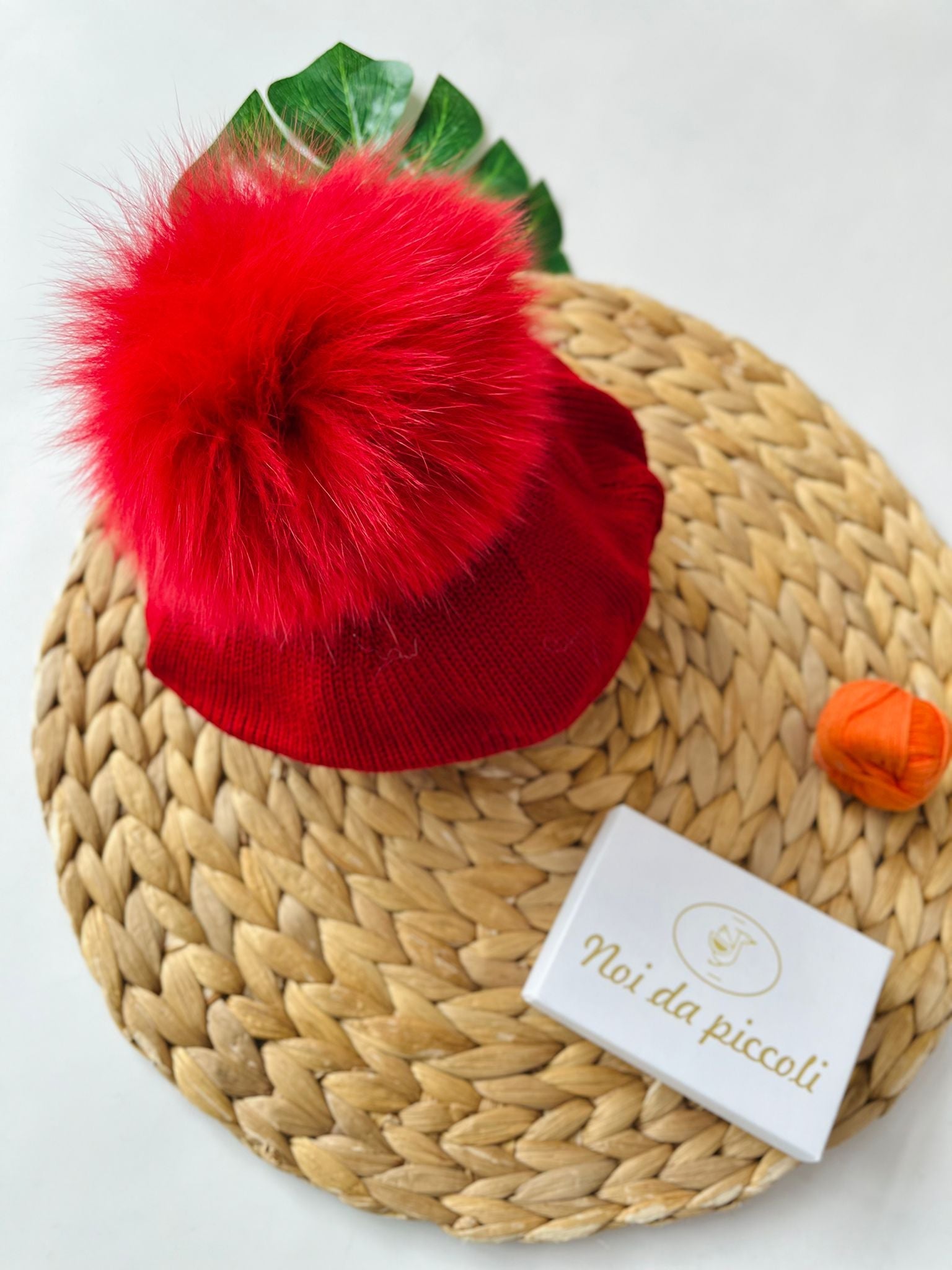 BASCO CON PON POM VOLPE Lana ROSSO - Noi da piccoli