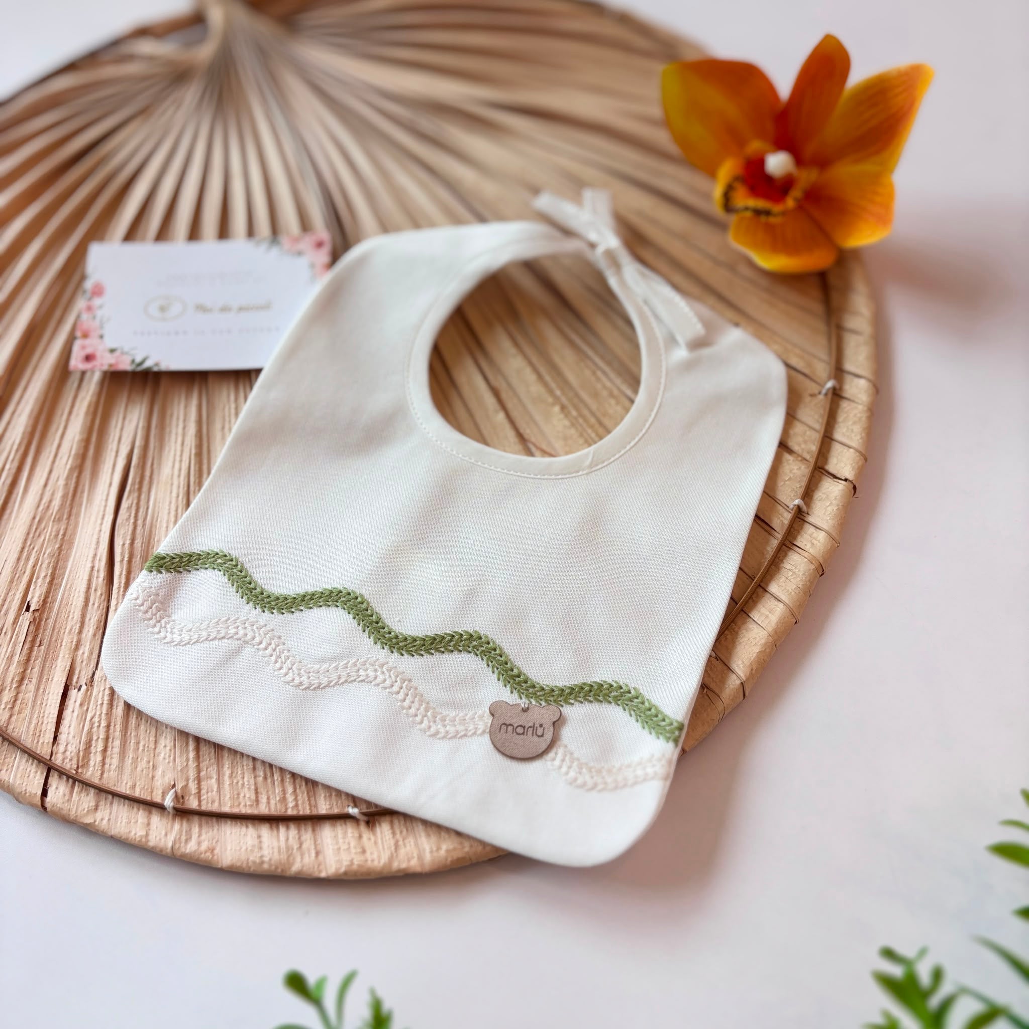 BAVETTA 100 % COTONE PANNA ONDINE VERDI E BEIGE - Noi da piccoli