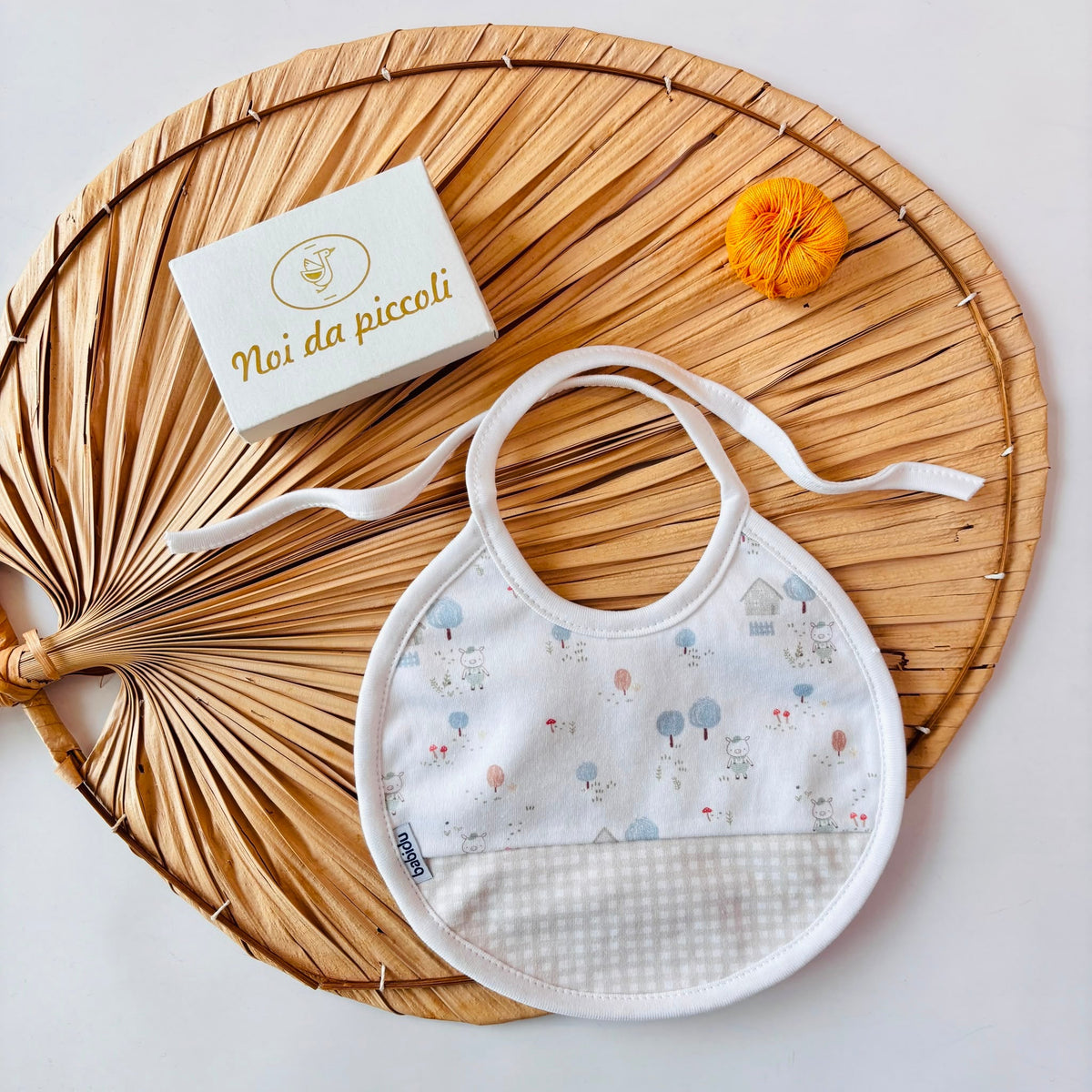 BAVETTA con delicata fantasia IN COTONE CALDO BEIGE - Noi da piccoli