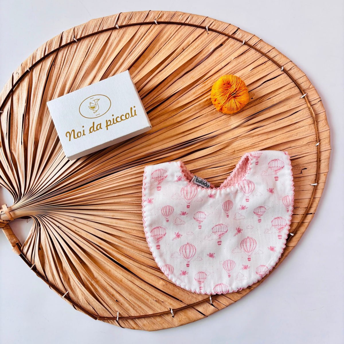 BAVETTA IN COTONE CALDO ROSA con mongolfiere - Noi da piccoli
