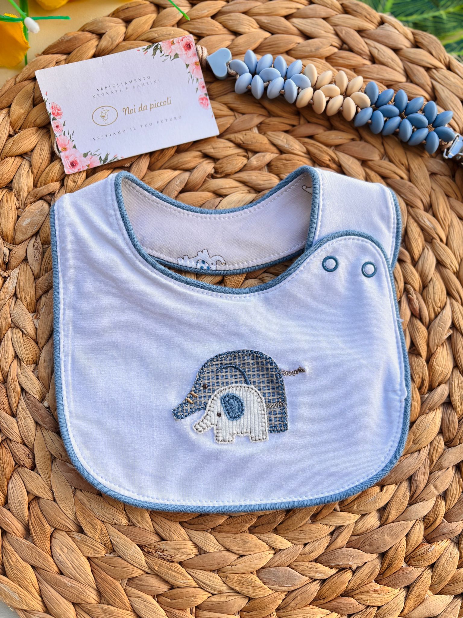 BAVETTA IN COTONE CON ELEFNTINI CENTRALI Bianco Cielo - Noi da piccoli