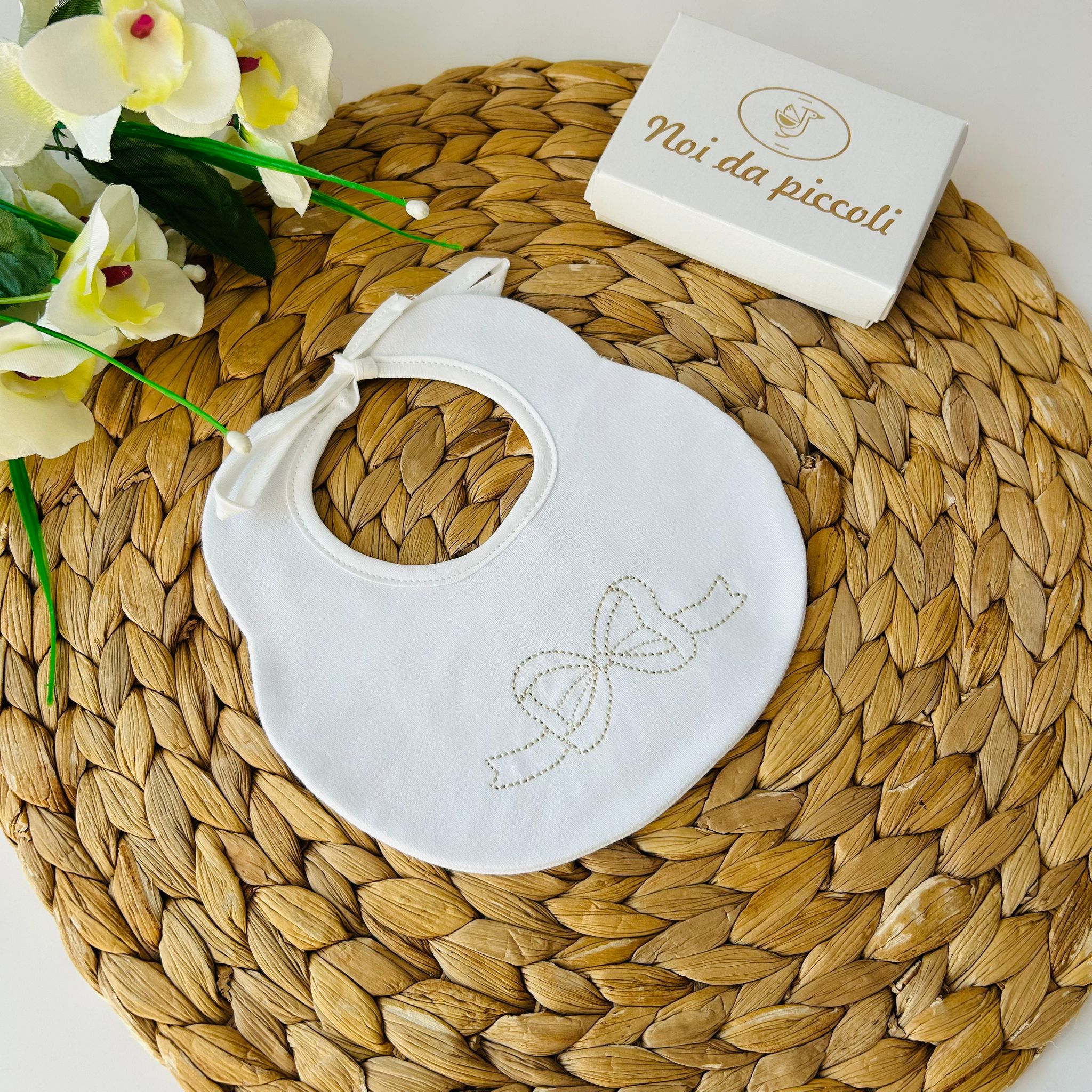 BAVETTINA CON FIOCCO CENTRALE TORTORA - Noi da piccoli