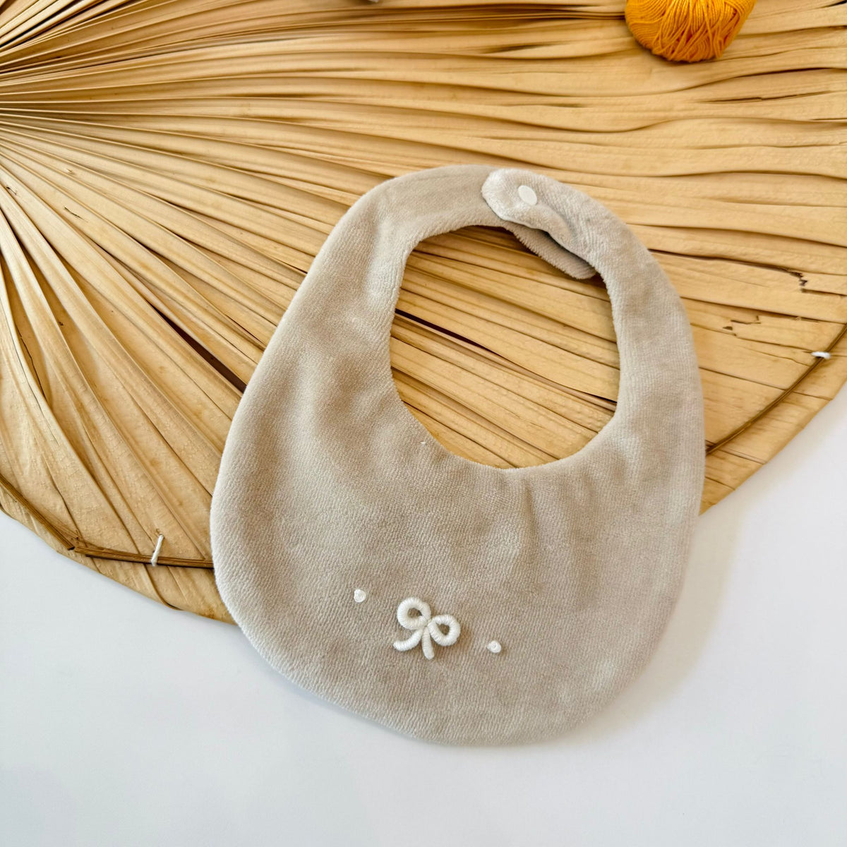 BAVETTO IN CINIGLIA BEIGE - Noi da piccoli