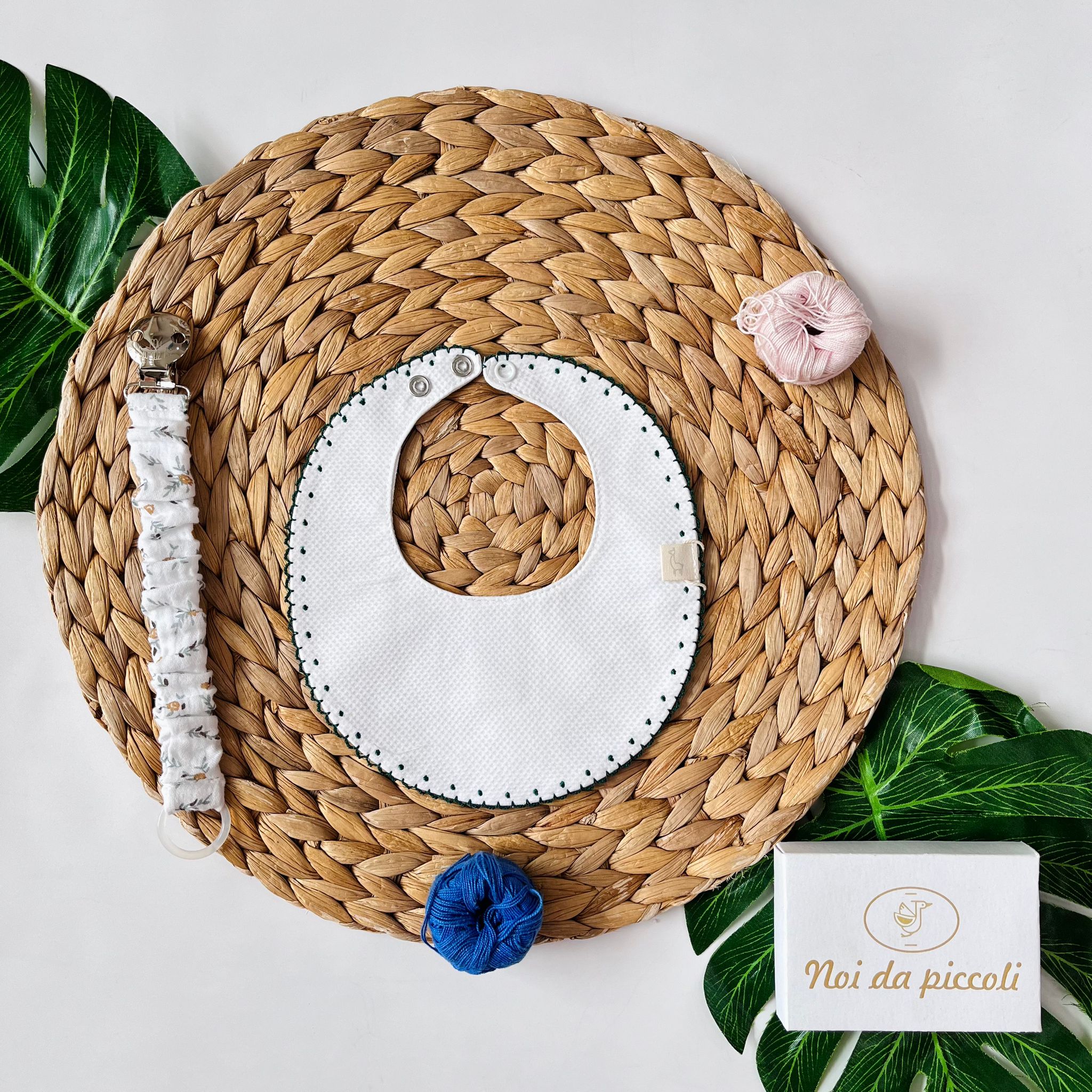 BAVETTO TONDO PUNTINATO VERDE - Noi da piccoli