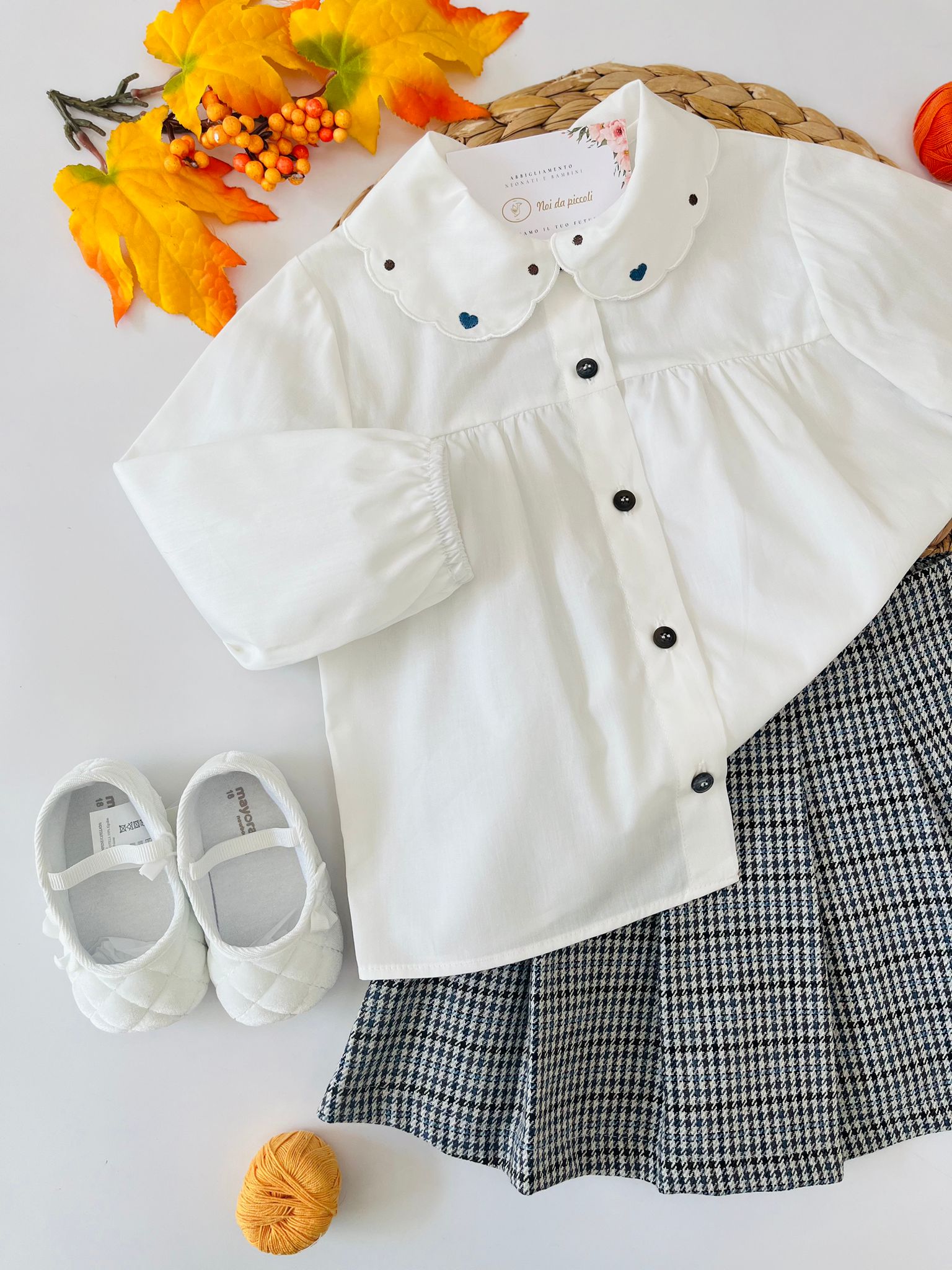 BLUSA CON PANTAGONNA A QUADRI COTONE CALDO BIANCO E BLU - Noi da piccoli