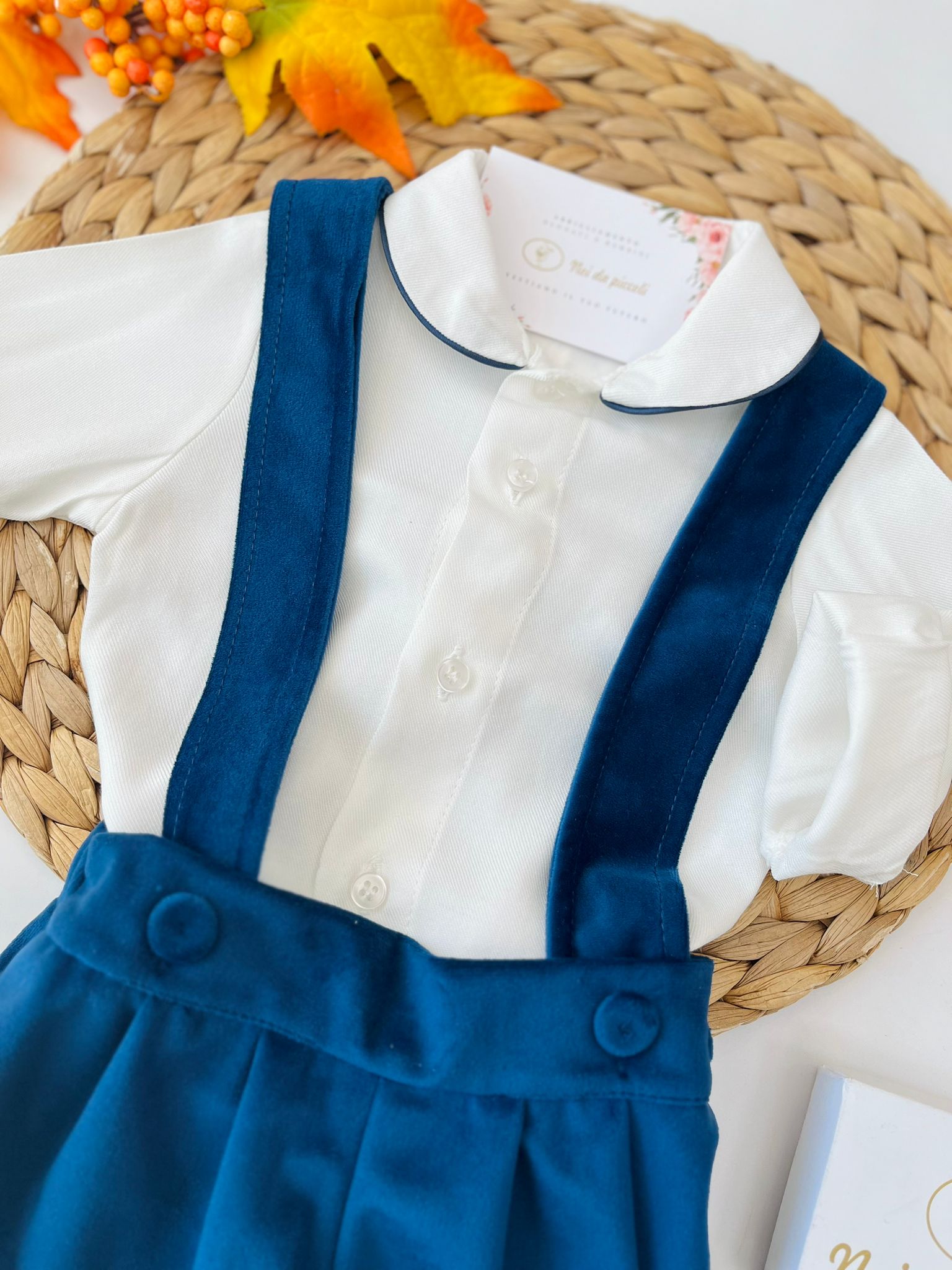 CAMICINA BIANCA CON SALOPETTE FRANCESE IN VELLUTO BLU - Noi da piccoli