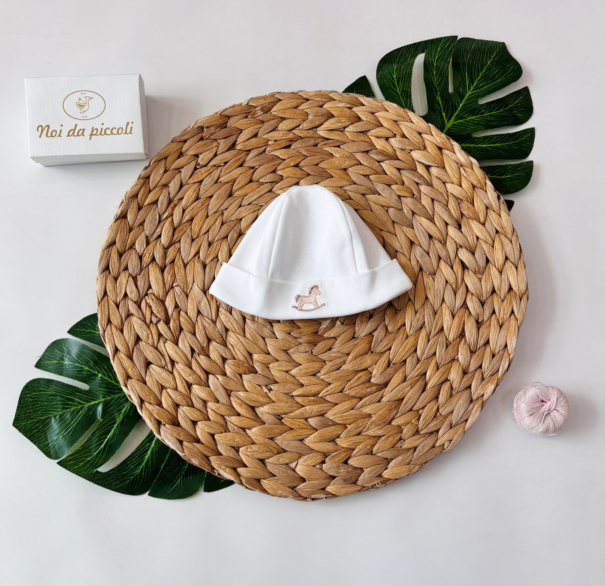 cappellino 100 % COTONE BIANCO - Noi da piccoli