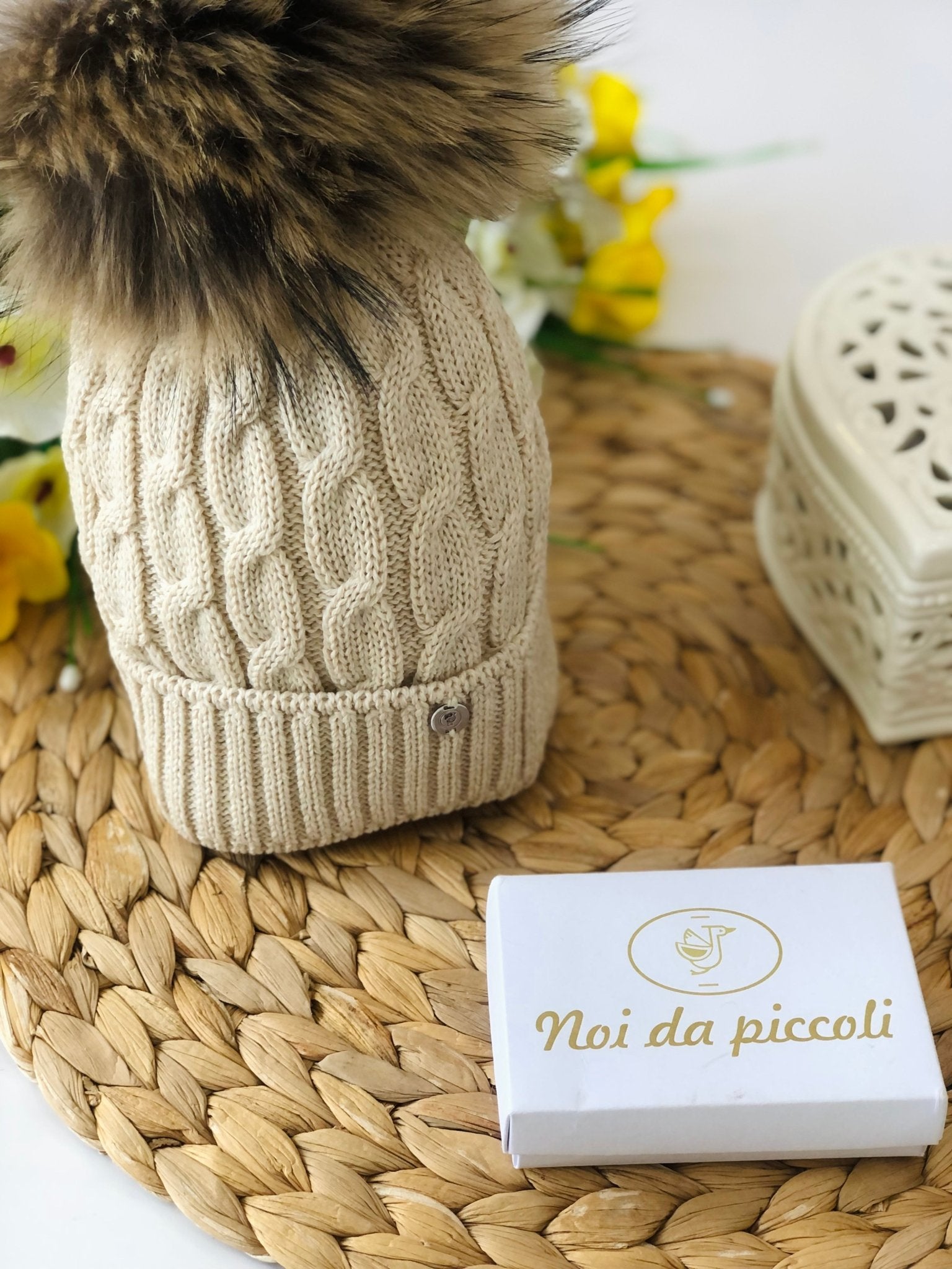 CAPPELLINO BEIGE CON PON POM IN VOLPE TORCHON - Noi da piccoli