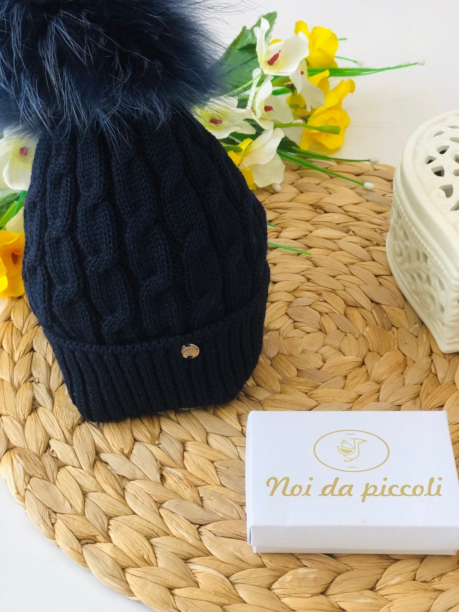 CAPPELLINO BLU CON PON POM IN VOLPE TORCHON - Noi da piccoli