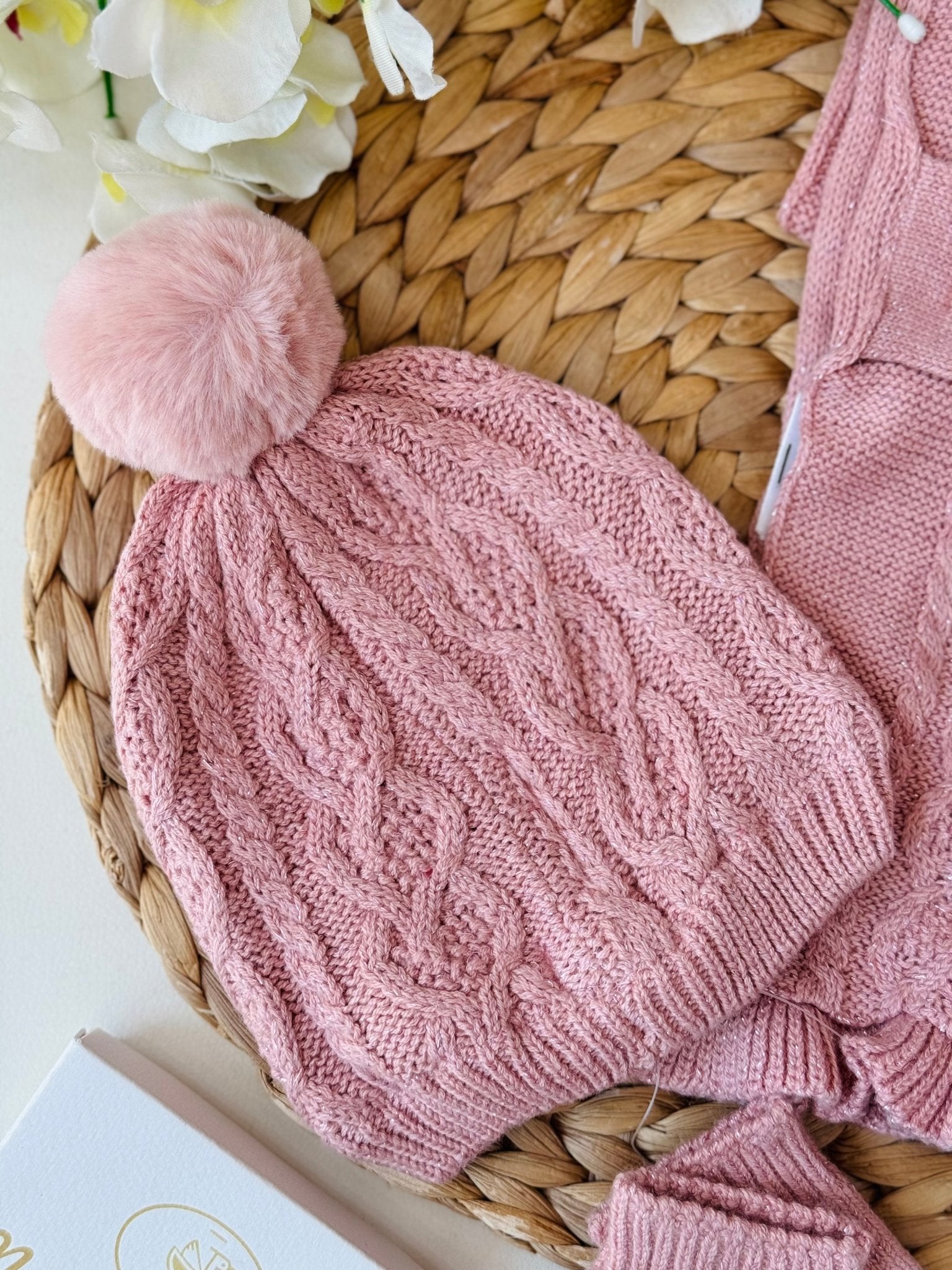 CAPPELLINO CON SCIARPA E GUANTINI MAQUILLAJE - Noi da piccoli