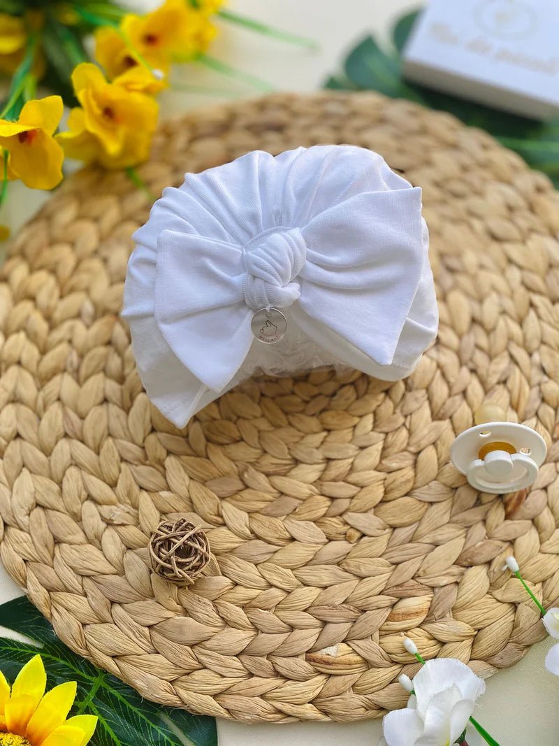 CAPPELLINO FIOCCHETTO 100 % COTONE BIANCO - Noi da piccoli