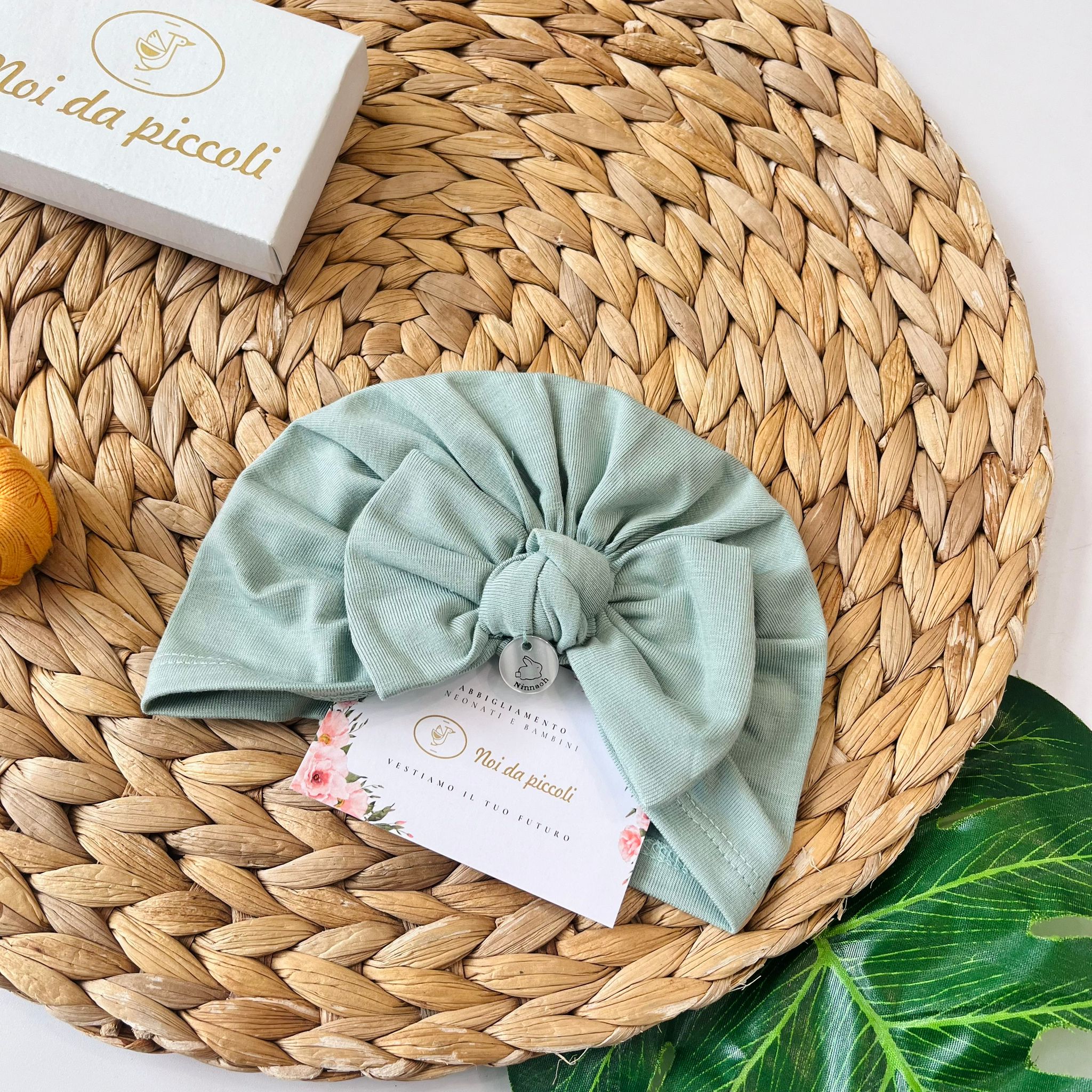 CAPPELLINO FIOCCHETTO 100 % COTONE VERDE - Noi da piccoli