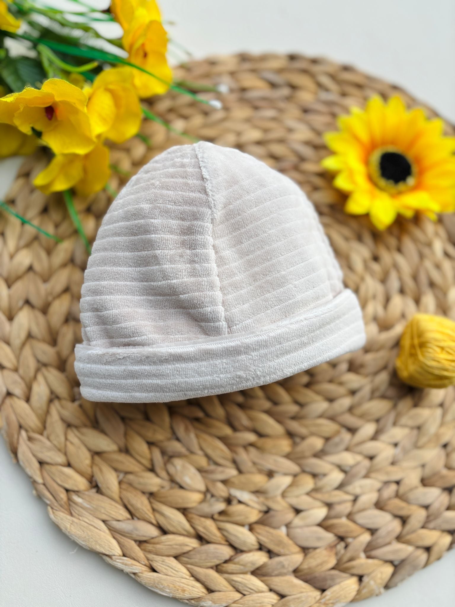 CAPPELLINO IN CINIGLIA A COSTINE BEIGE - Noi da piccoli