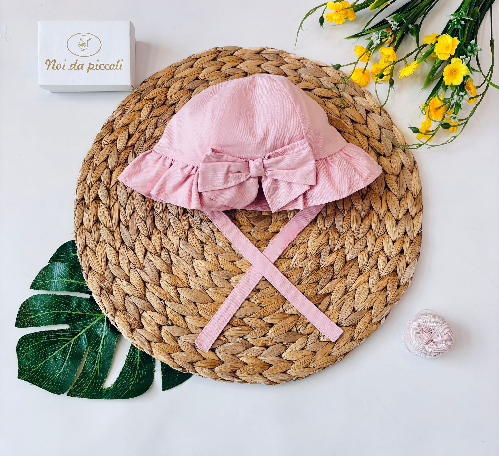 CAPPELLINO IN COTONE CON FIOCCO ROSA - Noi da piccoli