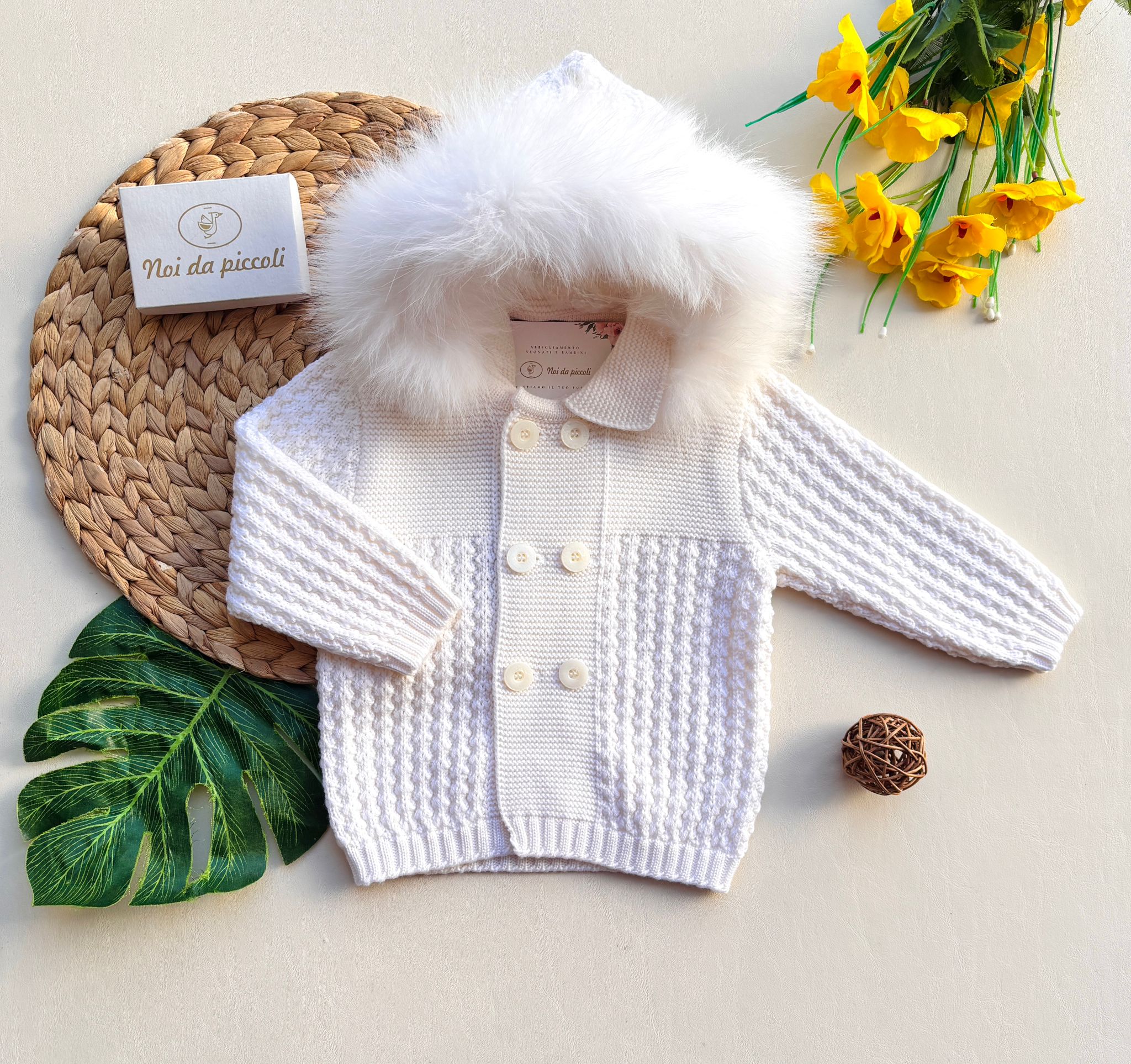 CAPPOTTO IN LANA PURA CON CAPPUCCIO E BORDO PELLICCIA VANIGLIA - Noi da piccoli