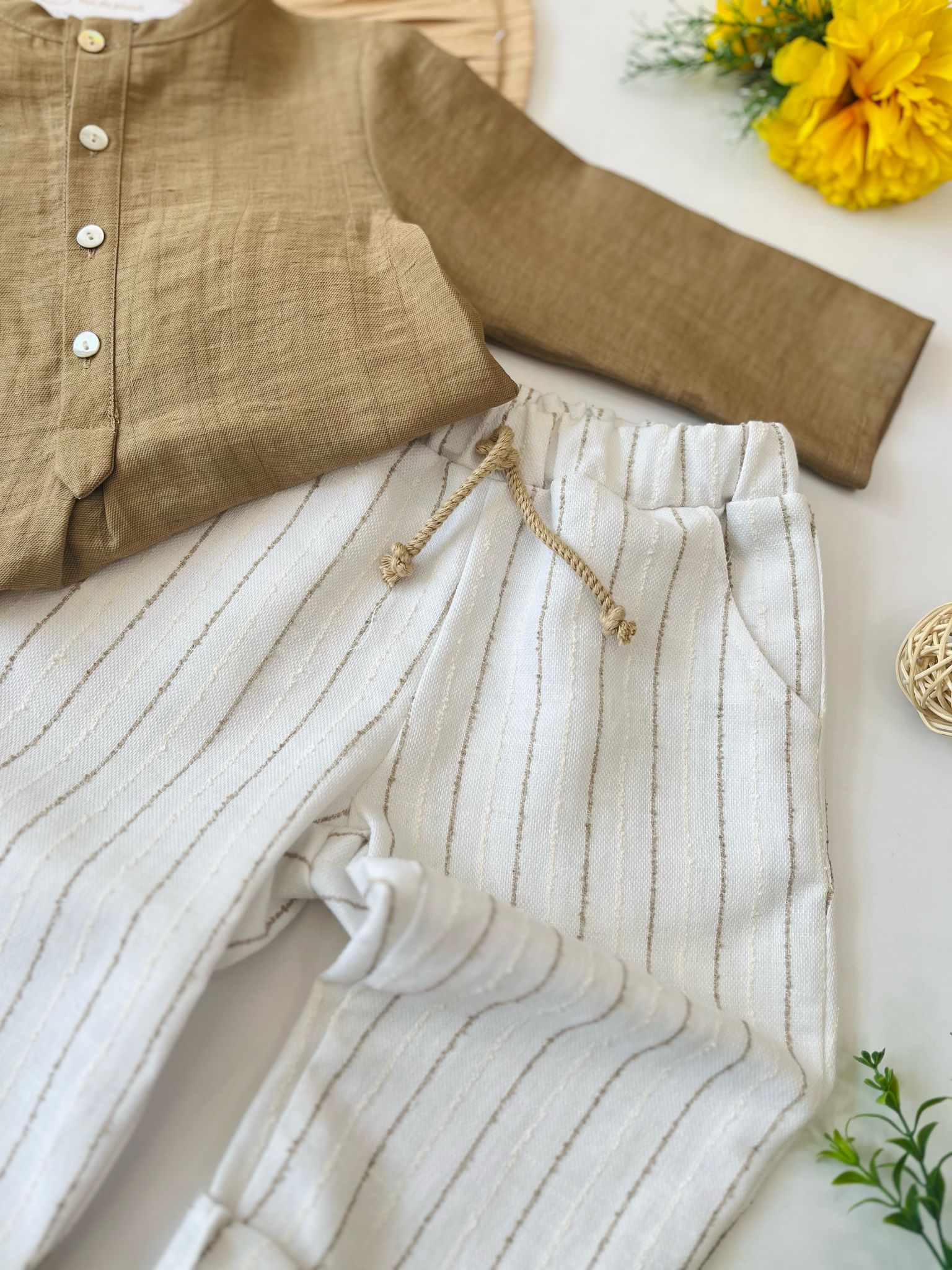 CASACCHINA CAFFE E PANTALONE A RIGHE CAFFE - Noi da piccoli