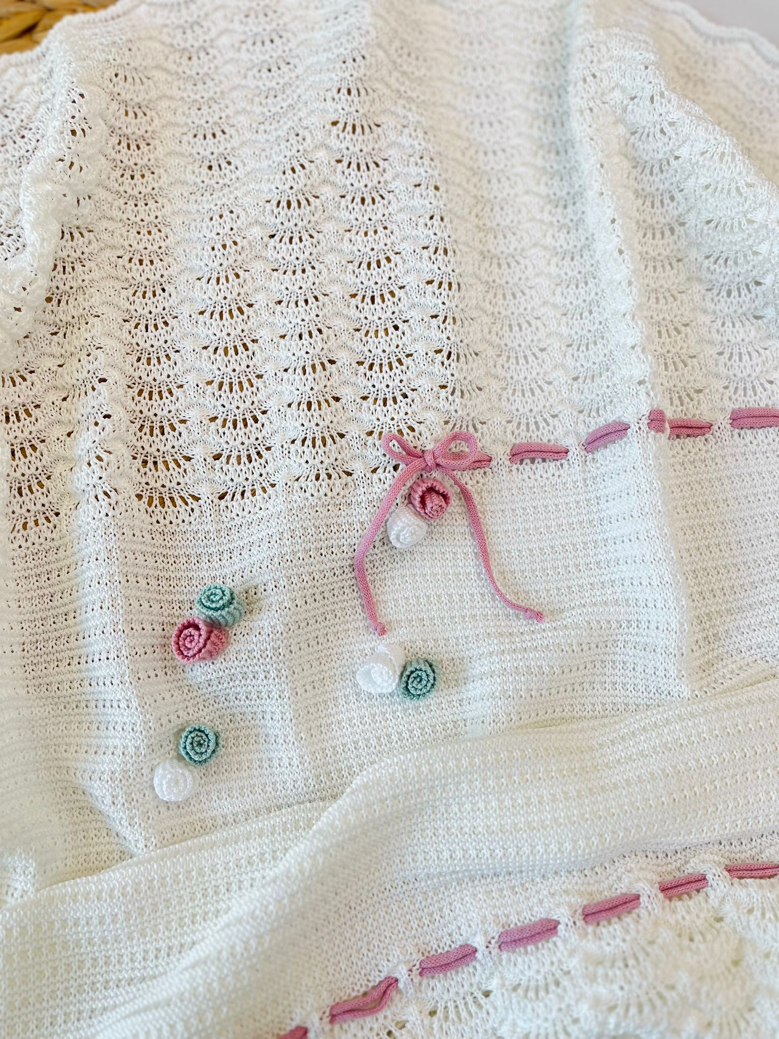 COEPRTINA CON ROSELLINE 100% FILO DI COTONE VANIGLIA MULTICOLOR - Noi da piccoli