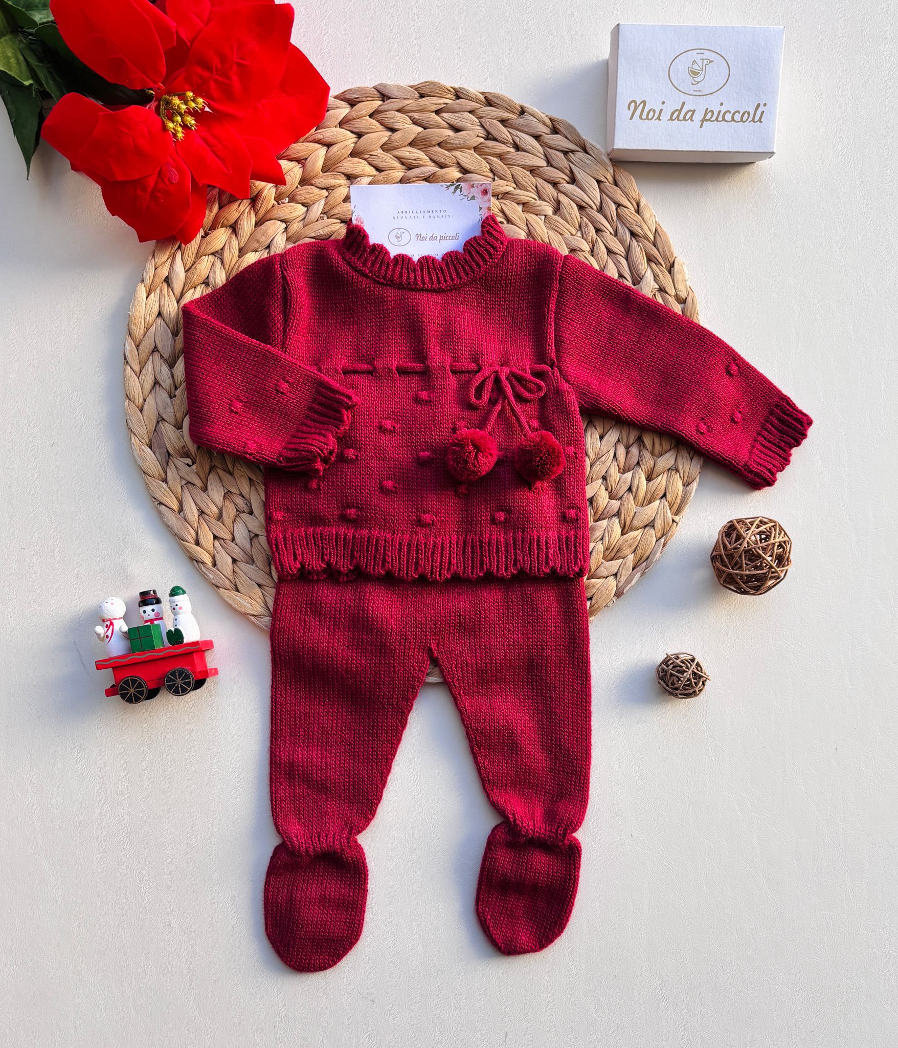 COMPELTO 2PZ DOLCE PONPOM FILATO CALDO CEREZA - Noi da piccoli