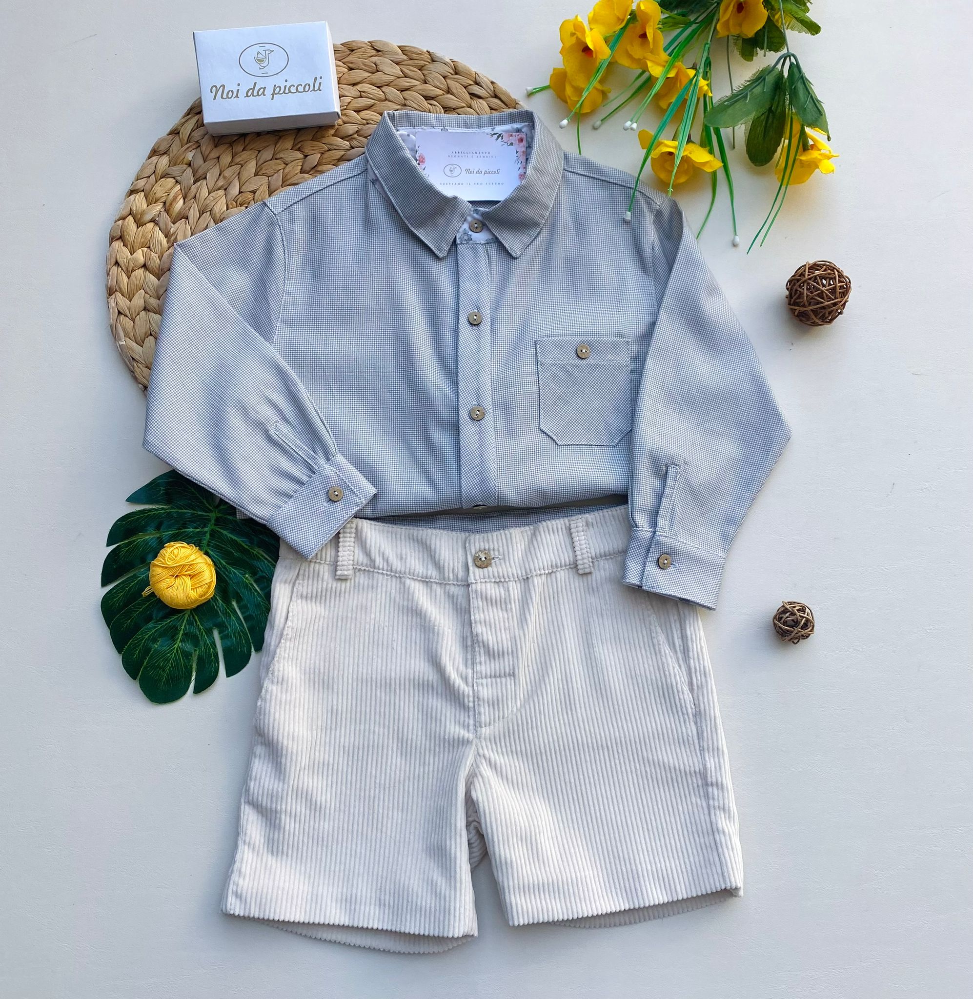 COMPLETO 2 PZ A QUADRONI FILATO CALDO GRIS ORO - Noi da piccoli