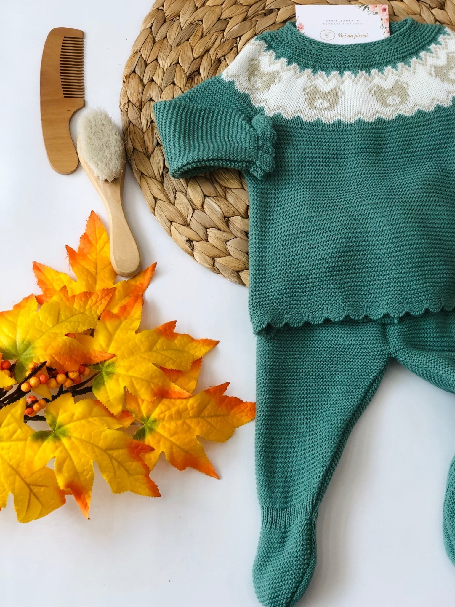 COMPLETO 2 PZ CON CAPPELLINO FILATO CALDO HOJA - Noi da piccoli