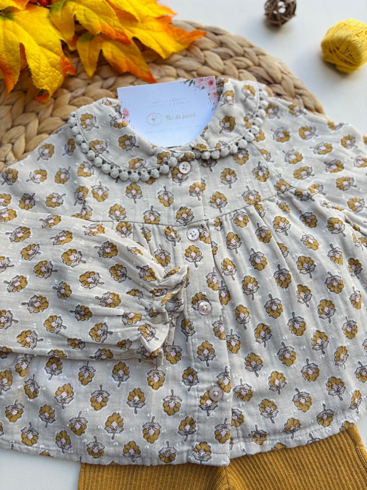 COMPLETO 2 PZ CON FIORELLINI MIELE - Noi da piccoli