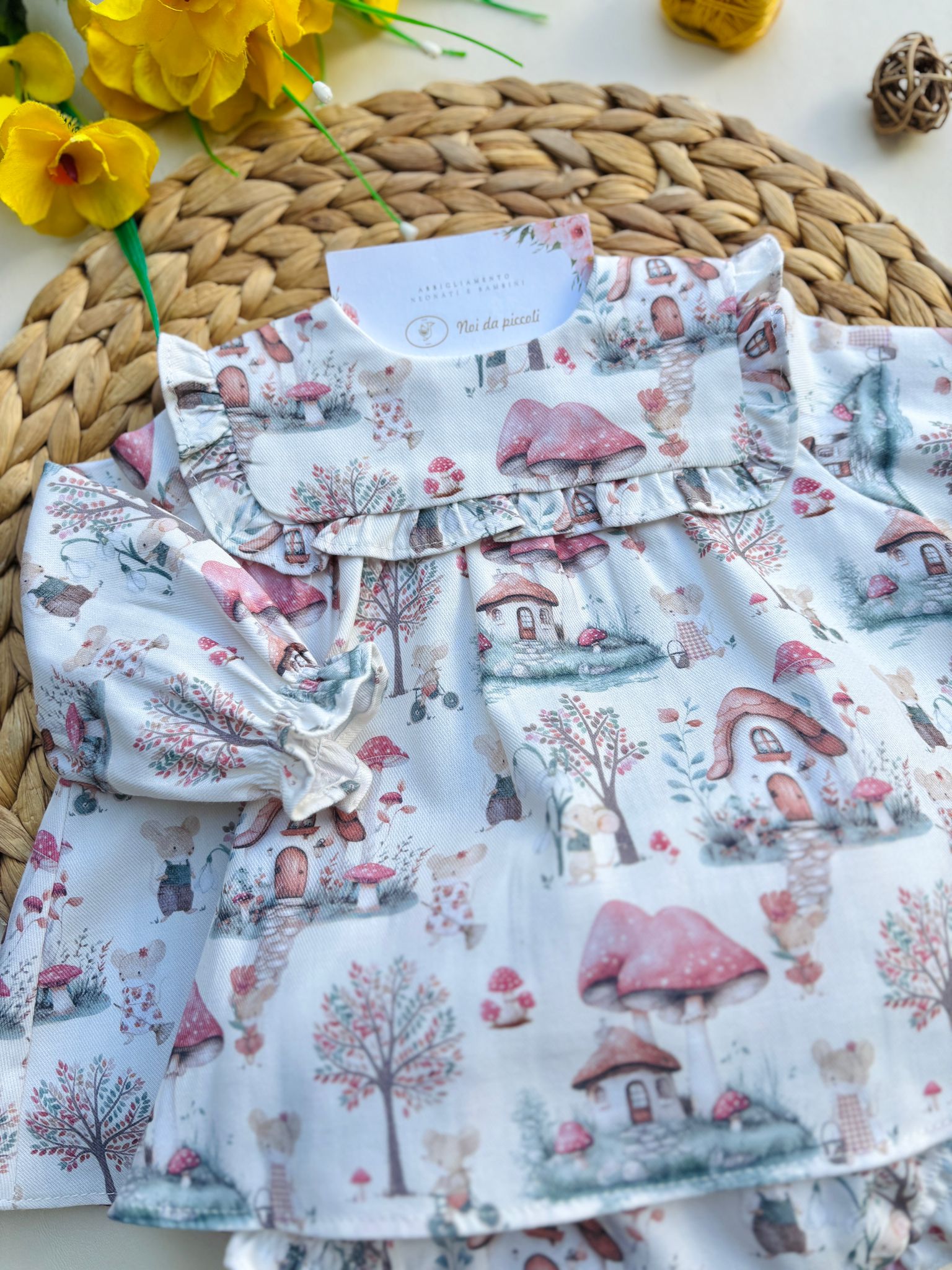 COMPLETO 2 PZ CON FUNGHETTI COLORATI CREMA - Noi da piccoli