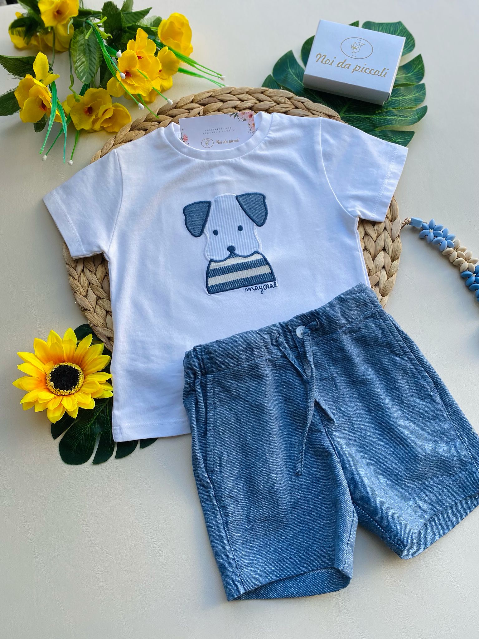 completo 2 pz con pantaloncino denim e magliettina bianca con cagnolino centrale - Noi da piccoli