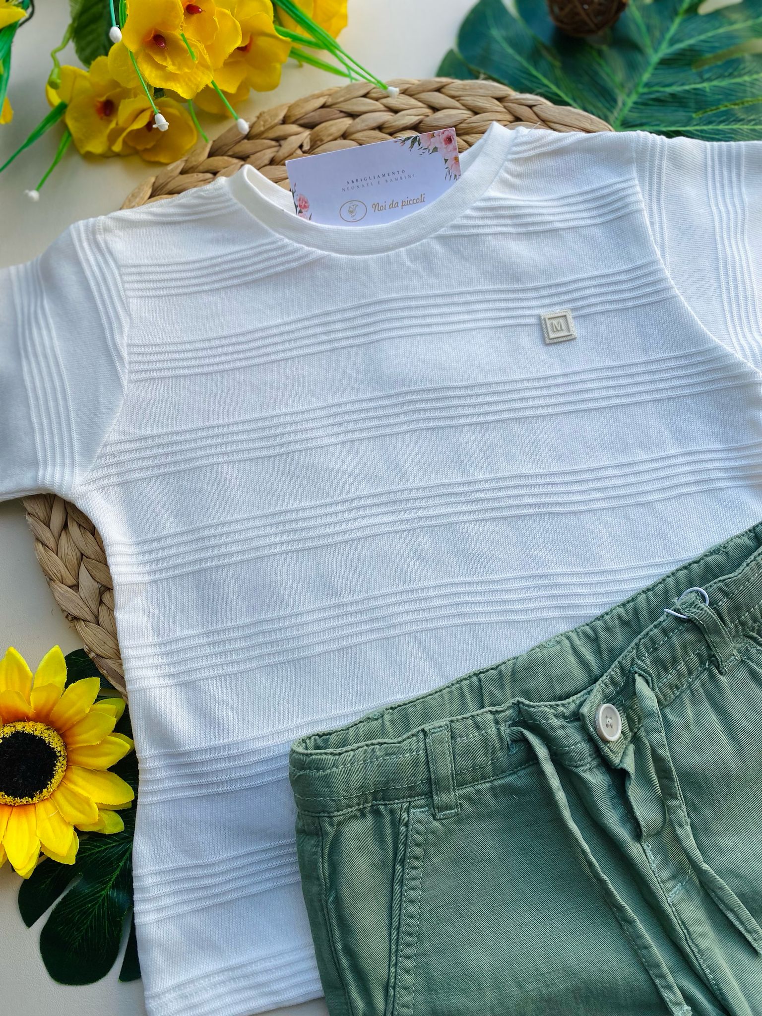 completo 2 pz con pantaloncino verde e magliettina bianca - Noi da piccoli