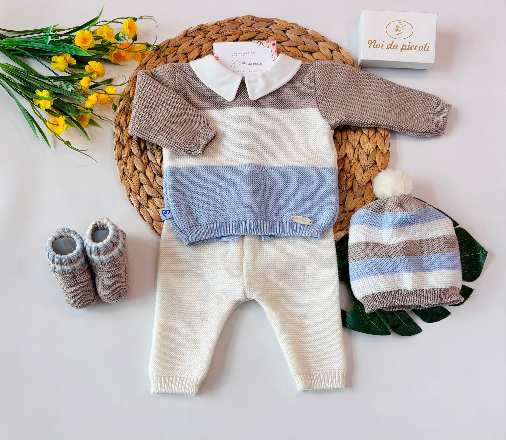 COMPLETO 2 PZ CON PARURE 100% IN LANA MERINO EXTRAFINE - Noi da piccoli