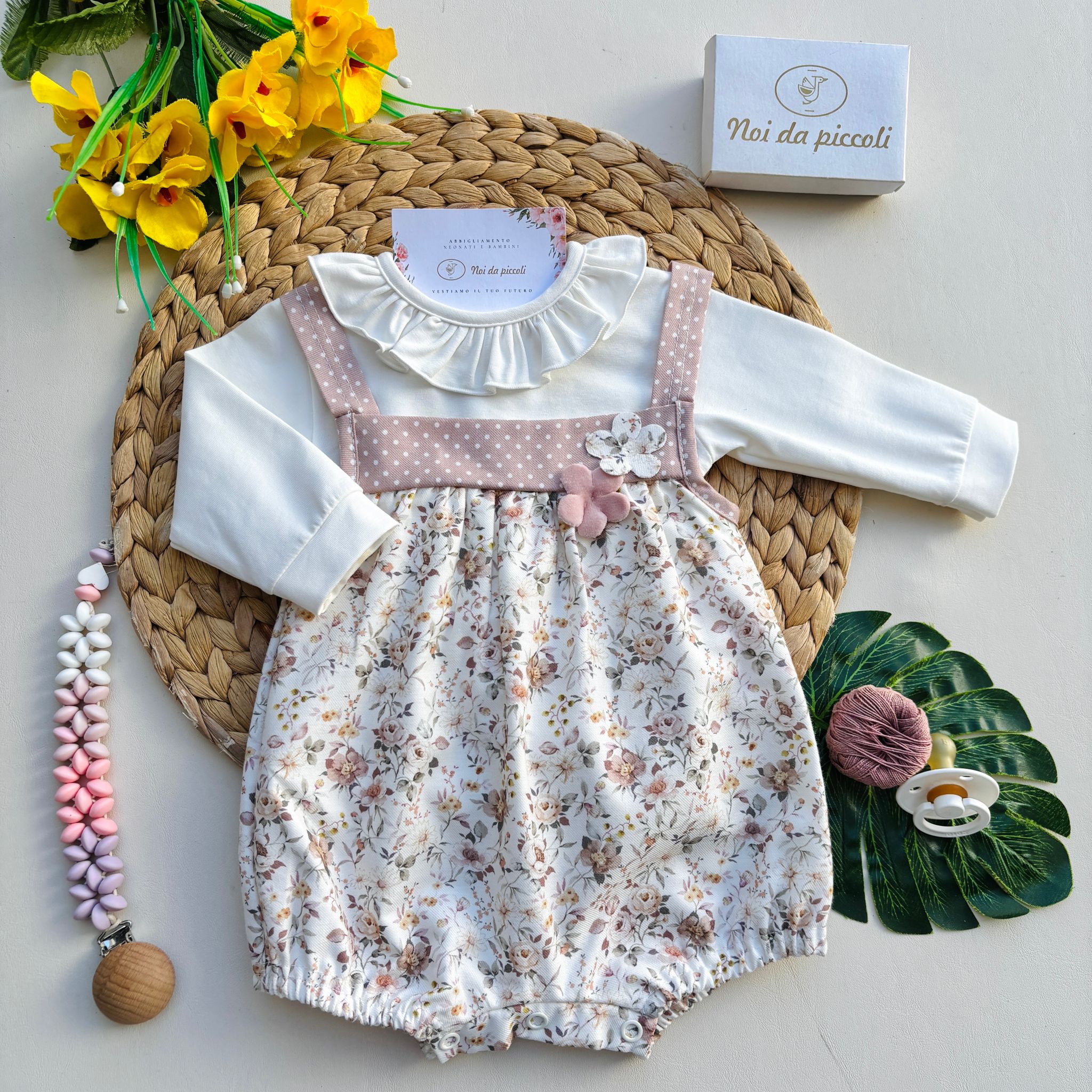 COMPLETO 2 PZ IN CALDO COTONE CON FIORELLINI PANNA ROSA - Noi da piccoli