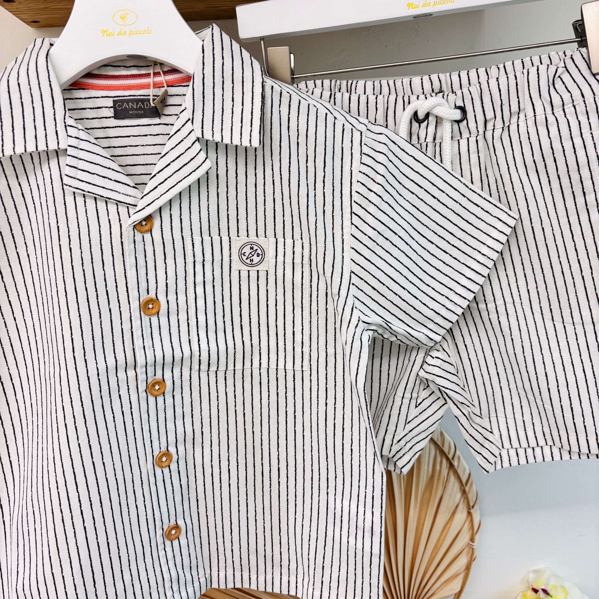 COMPLETO 2 PZ IN COTONE A RIGHE BIANCO - Noi da piccoli