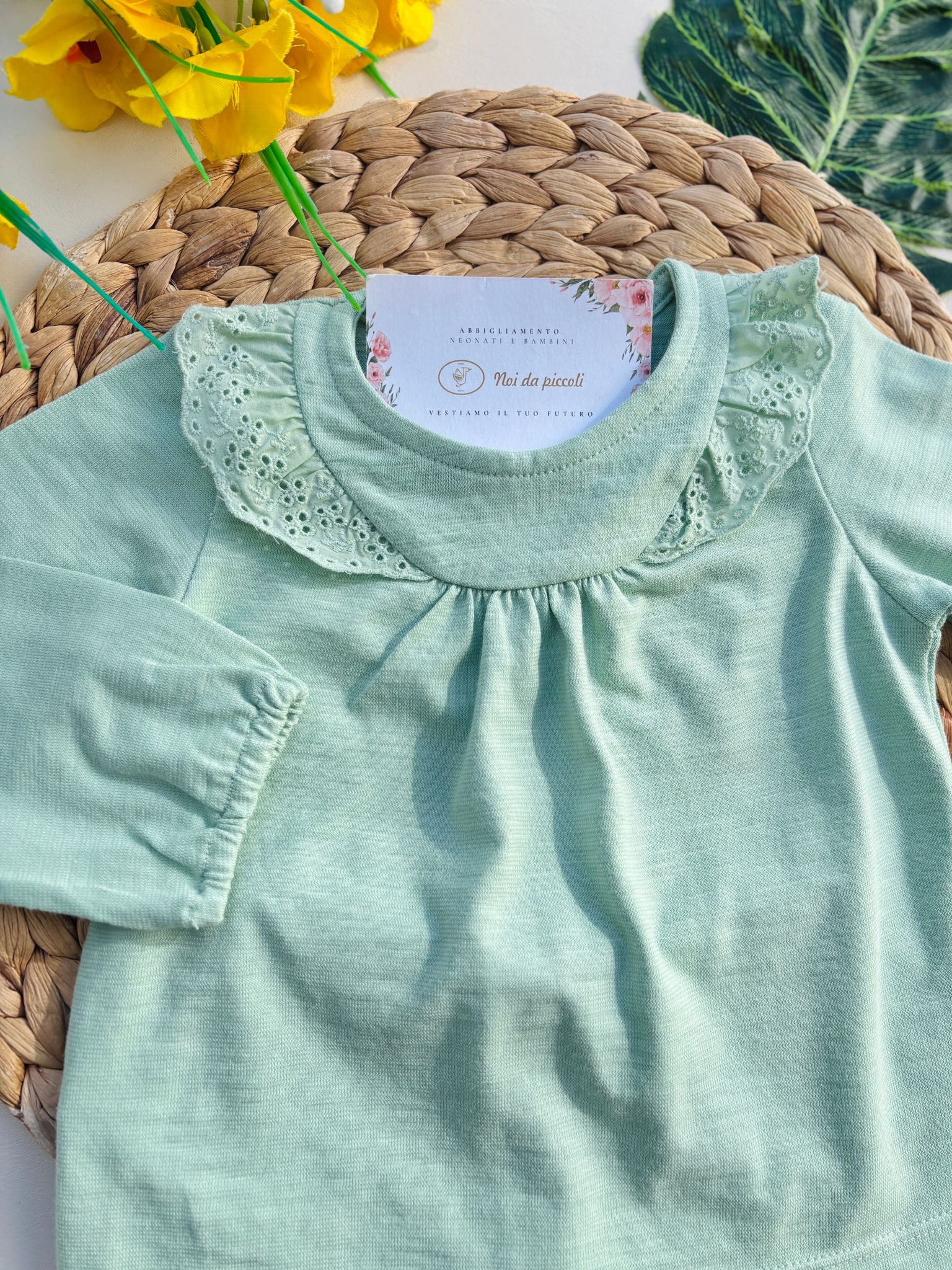 COMPLETO 2 PZ IN COTONE A STRISCE E FIORELLINI VERDE - Noi da piccoli