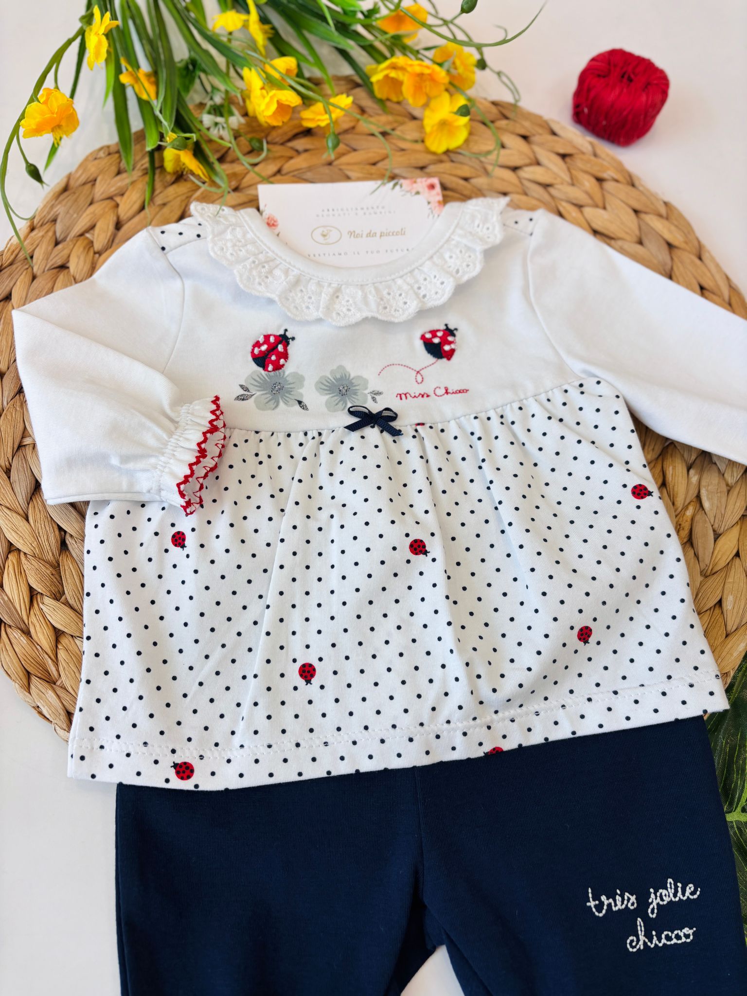COMPLETO 2 PZ IN COTONE CON POIS COCCINELLE BIANCO BLU - Noi da piccoli