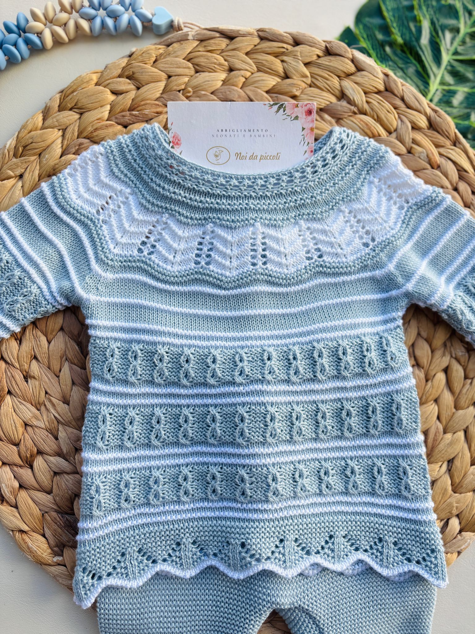 COMPLETO 2 PZ IN COTONE E ACRILICO CON RIGHE AZZURRO PASTELLO - Noi da piccoli