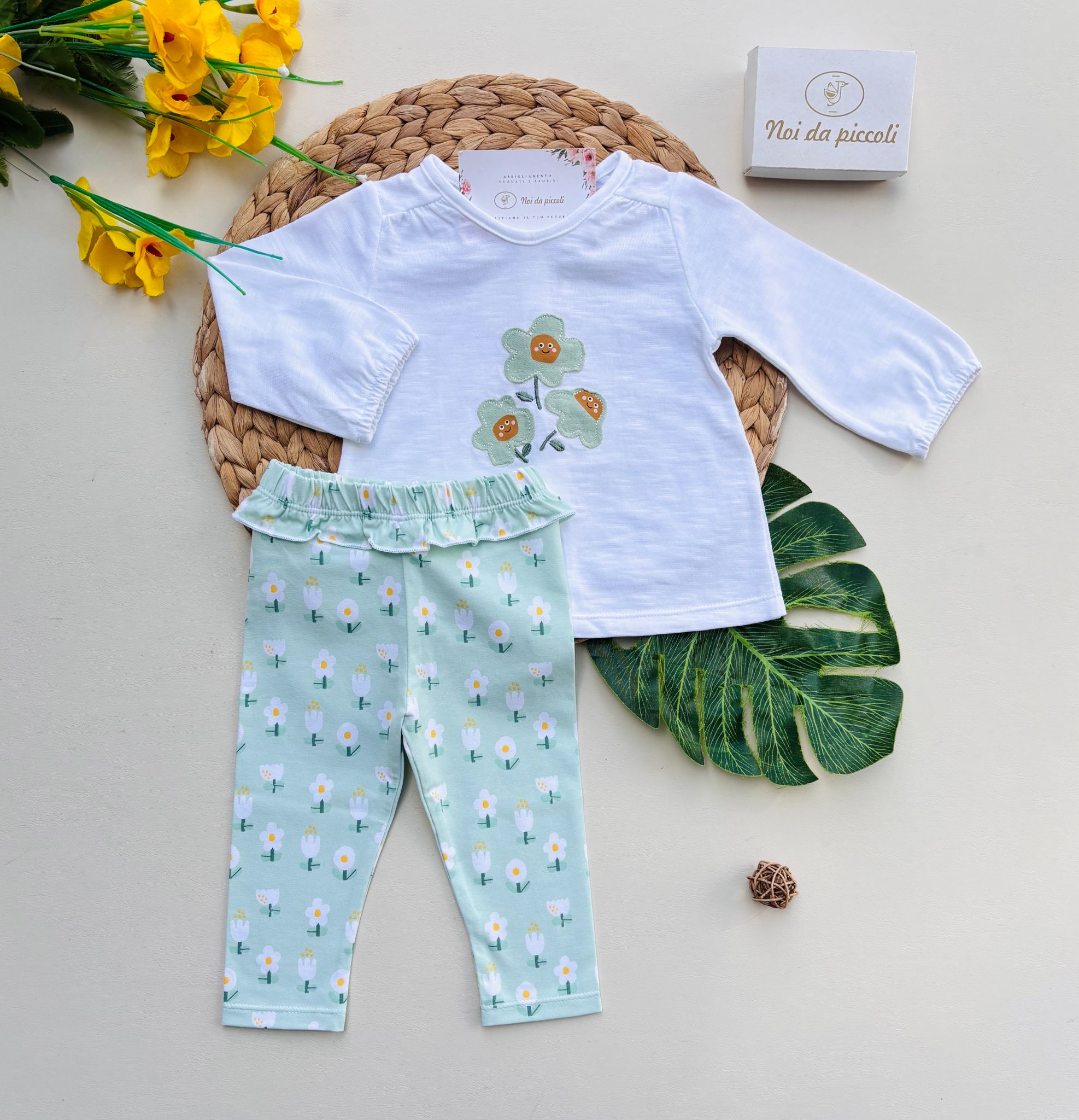 COMPLETO 2 PZ IN COTONE MARGHERITE BIANCO VERDE - Noi da piccoli