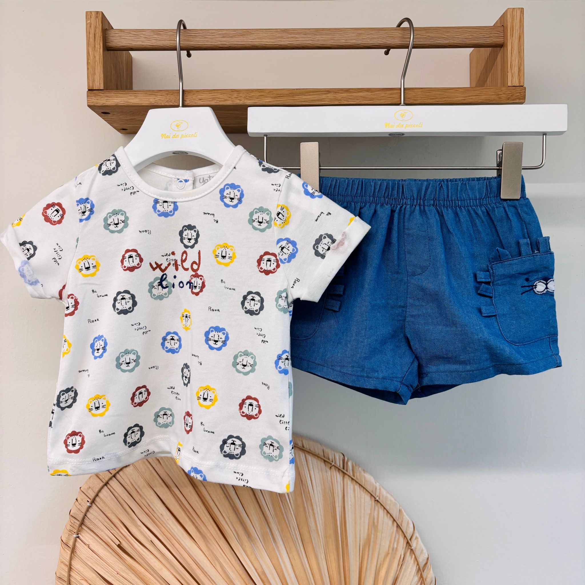 COMPLETO 2 PZ IN COTONE TIGRI BIANCO BLU - Noi da piccoli