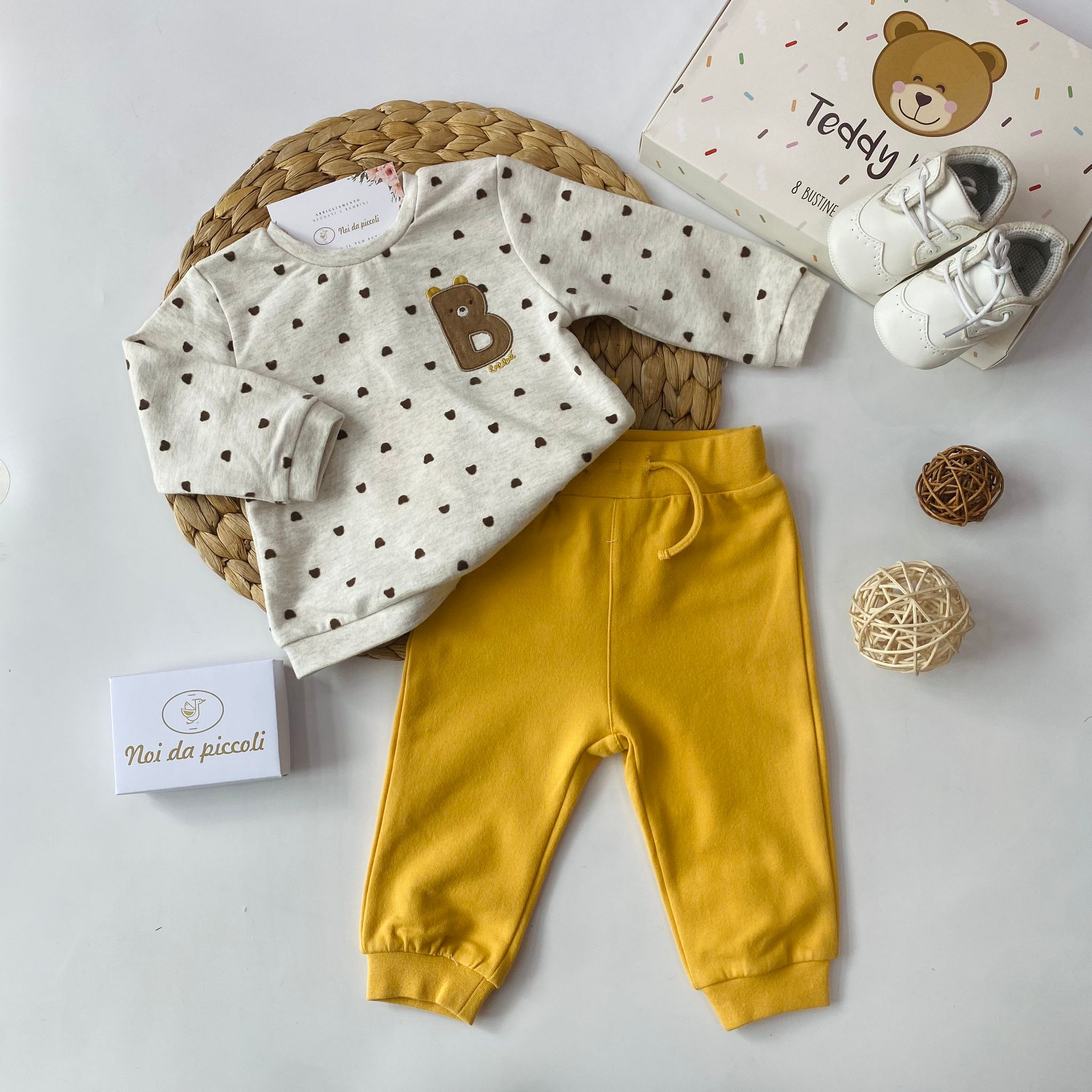 COMPLETO 2 PZ IN FELPA BEIGE E CURRY - Noi da piccoli