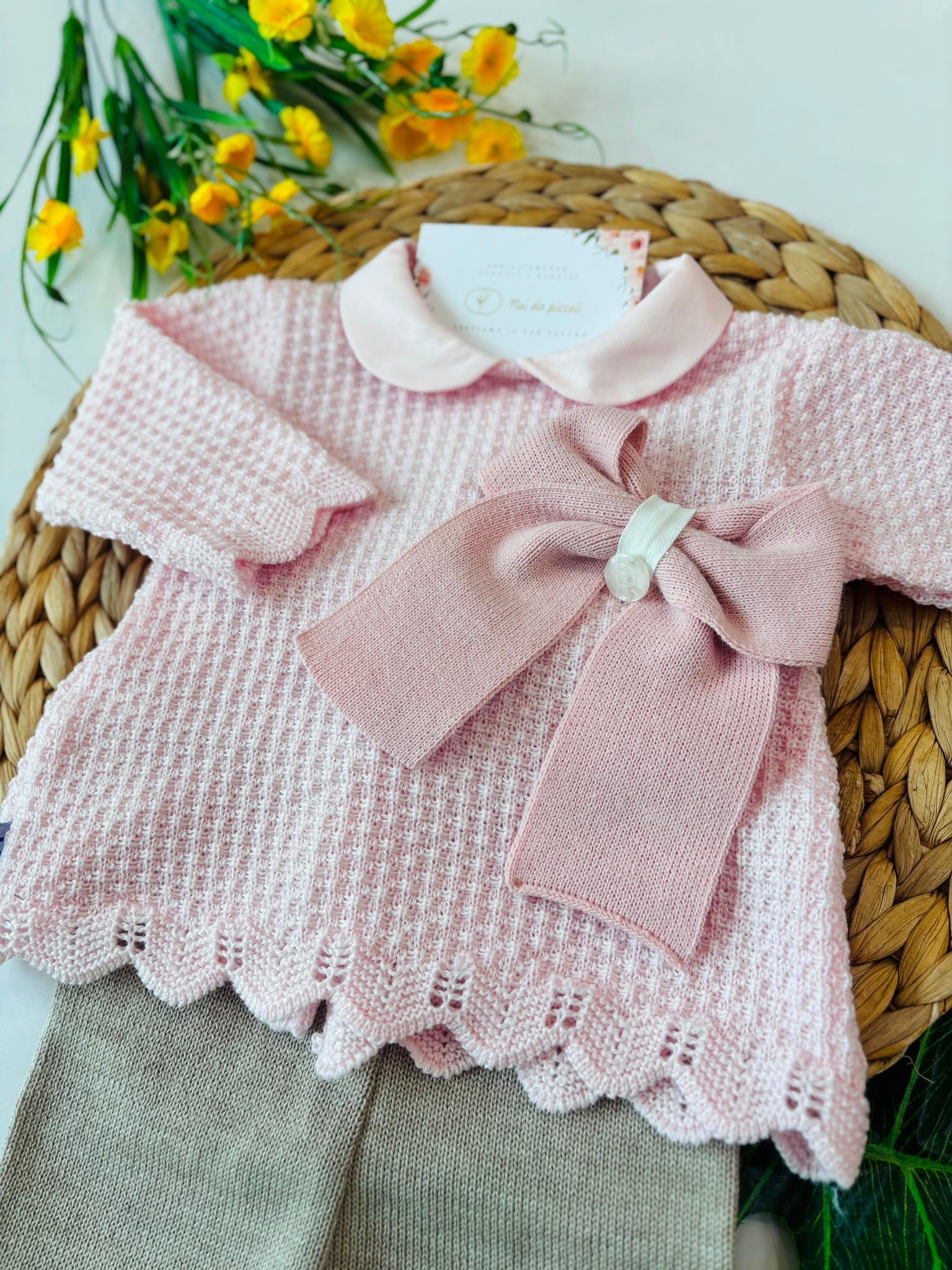 COMPLETO 2PZ CON BABBUCCE 100% LANA MERINO EXTRAFINE ROSA E BEIGE - Noi da piccoli
