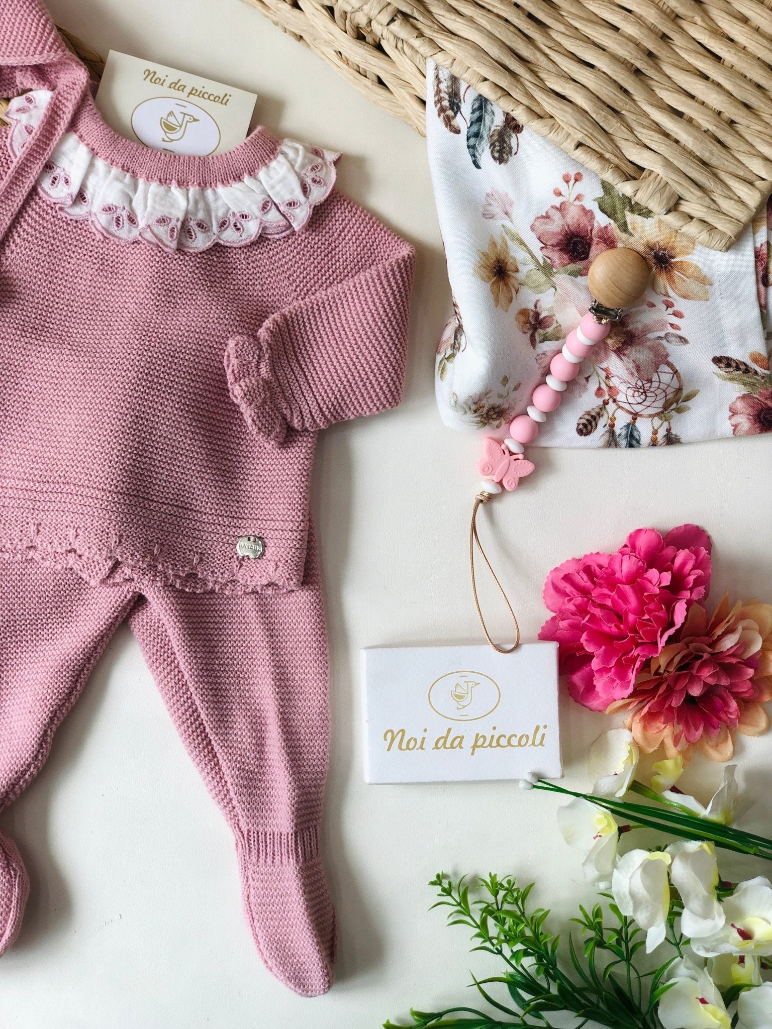 COMPLETO 2PZ CON CUFFIA FILATO CALDO MAQUILLAJE E COLLO BIANCO - Noi da piccoli