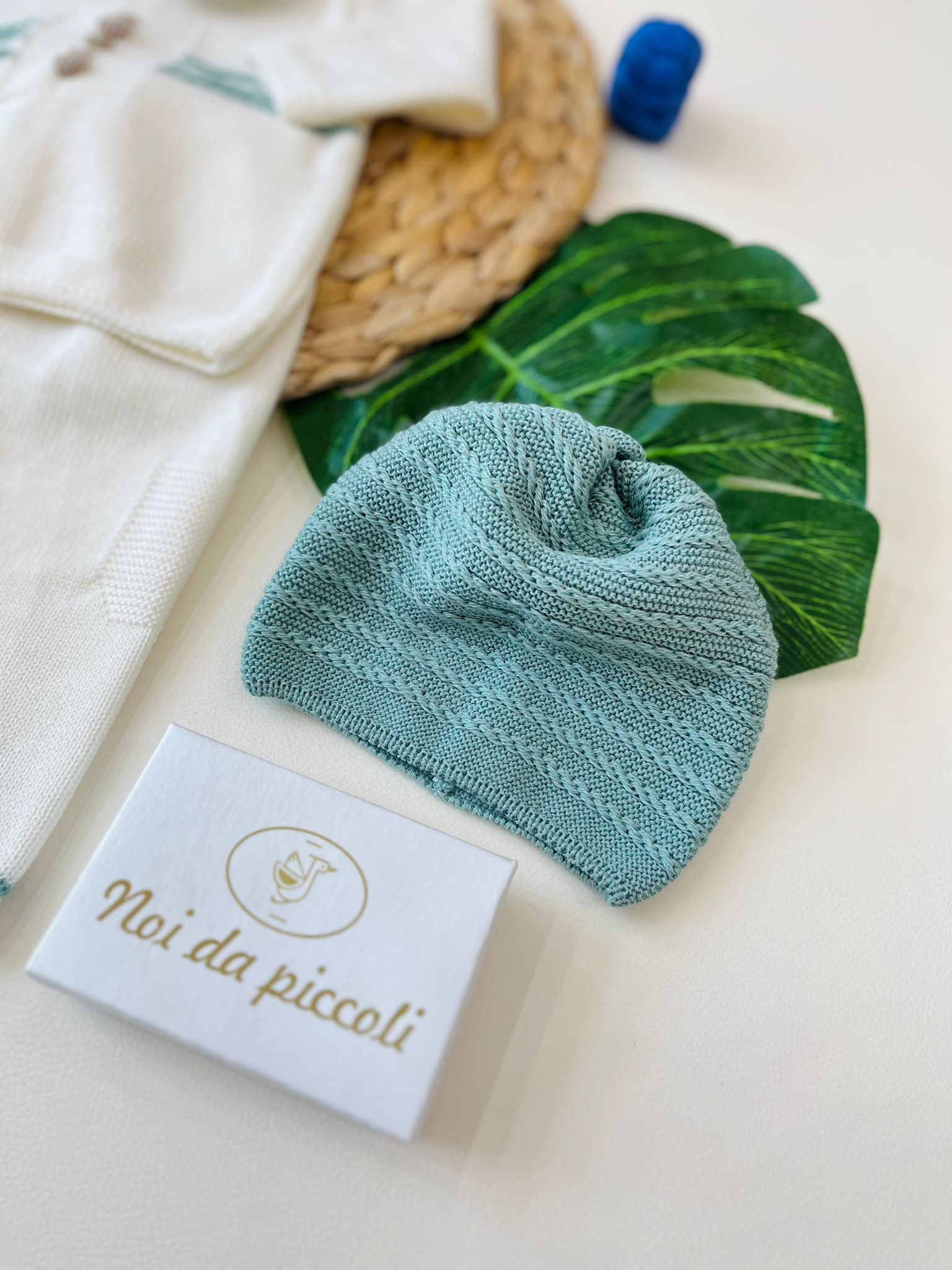 COMPLETO 2PZ CON PARURE 100% LANA VANIGLIA VERDE SALVIA - Noi da piccoli