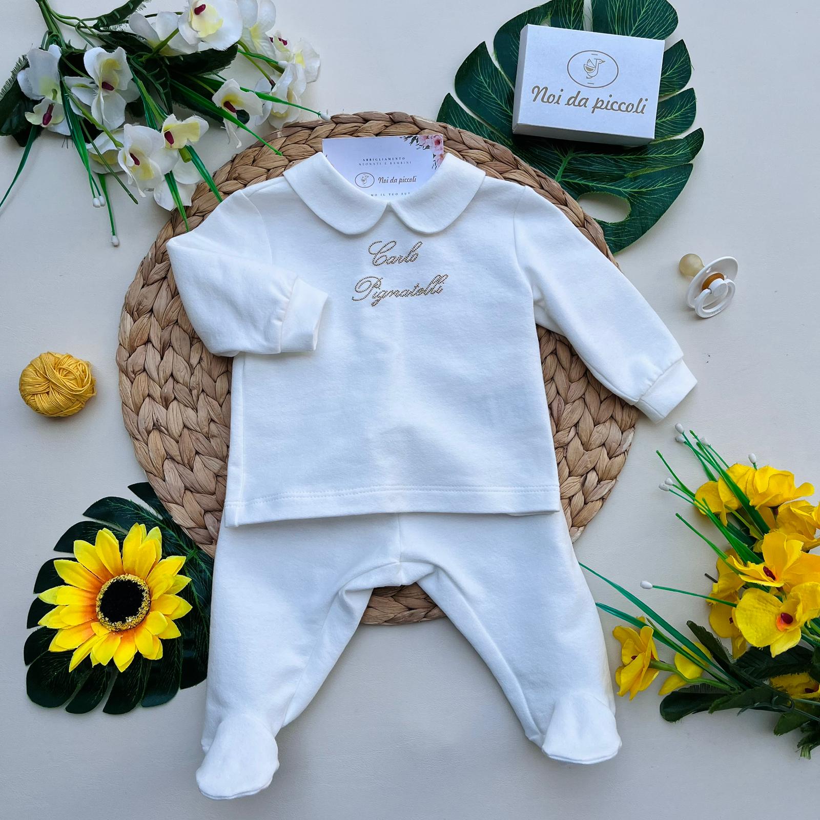 COMPLETO 2PZ IN CALDO COTONE BIANCO CON LOGO ORO - Noi da piccoli