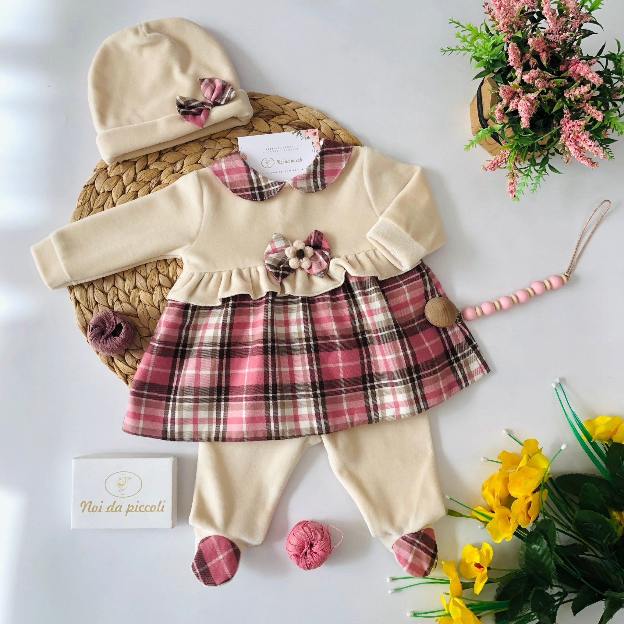 COMPLETO 2PZ IN CINIGLIA BEIGE E ROSA CON QUADRI - Noi da piccoli