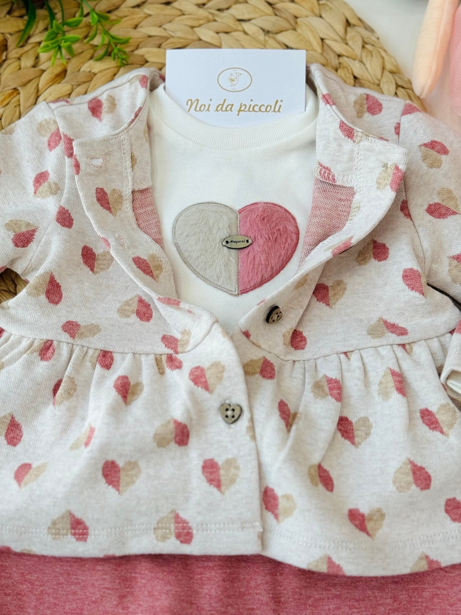 COMPLETO 3PZ CUORICINI ROSA E BEIGE MID - Noi da piccoli