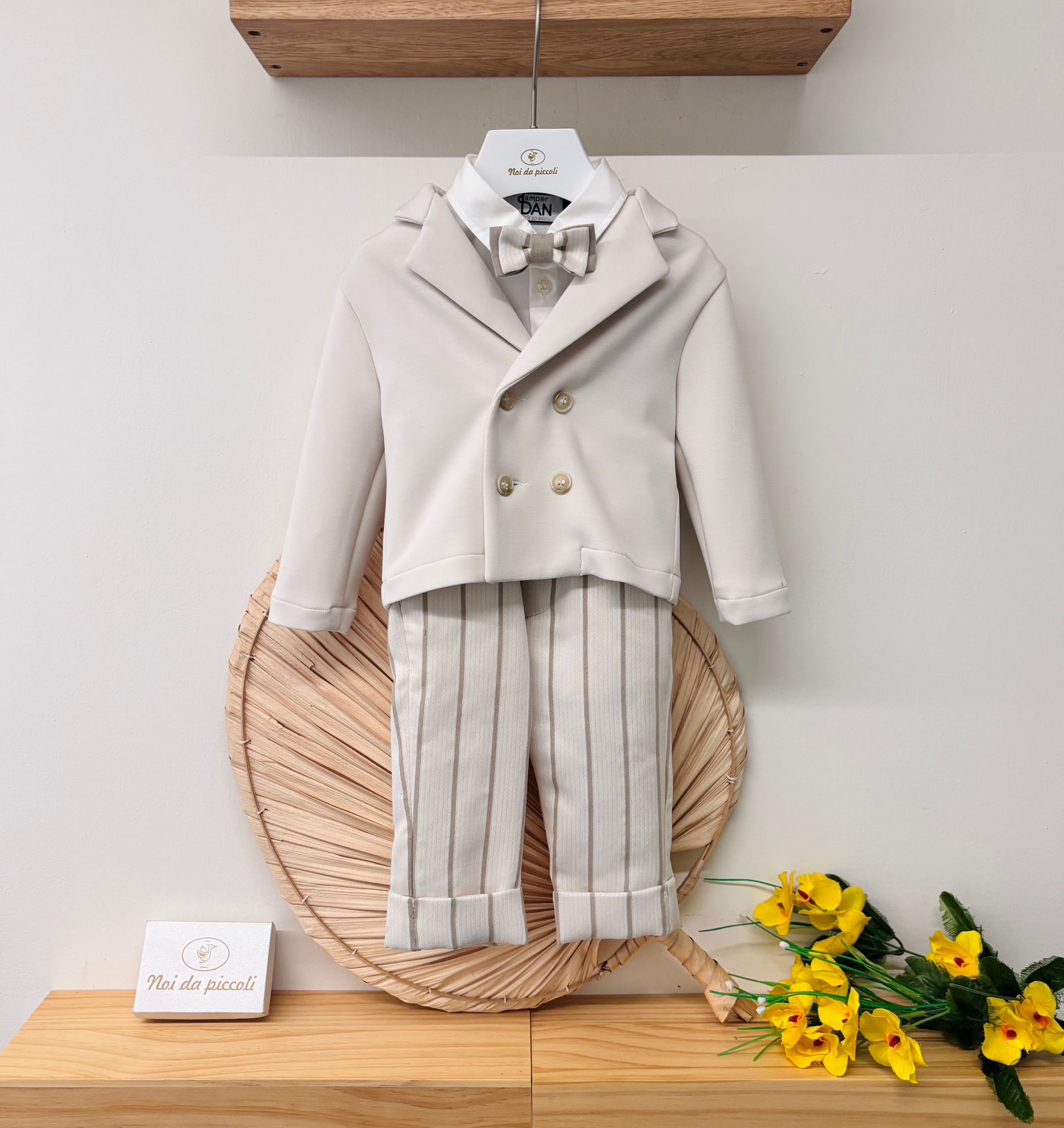 COMPLETO 4 PZ CERIMONIALE A RIGHE BEIGE - Noi da piccoli