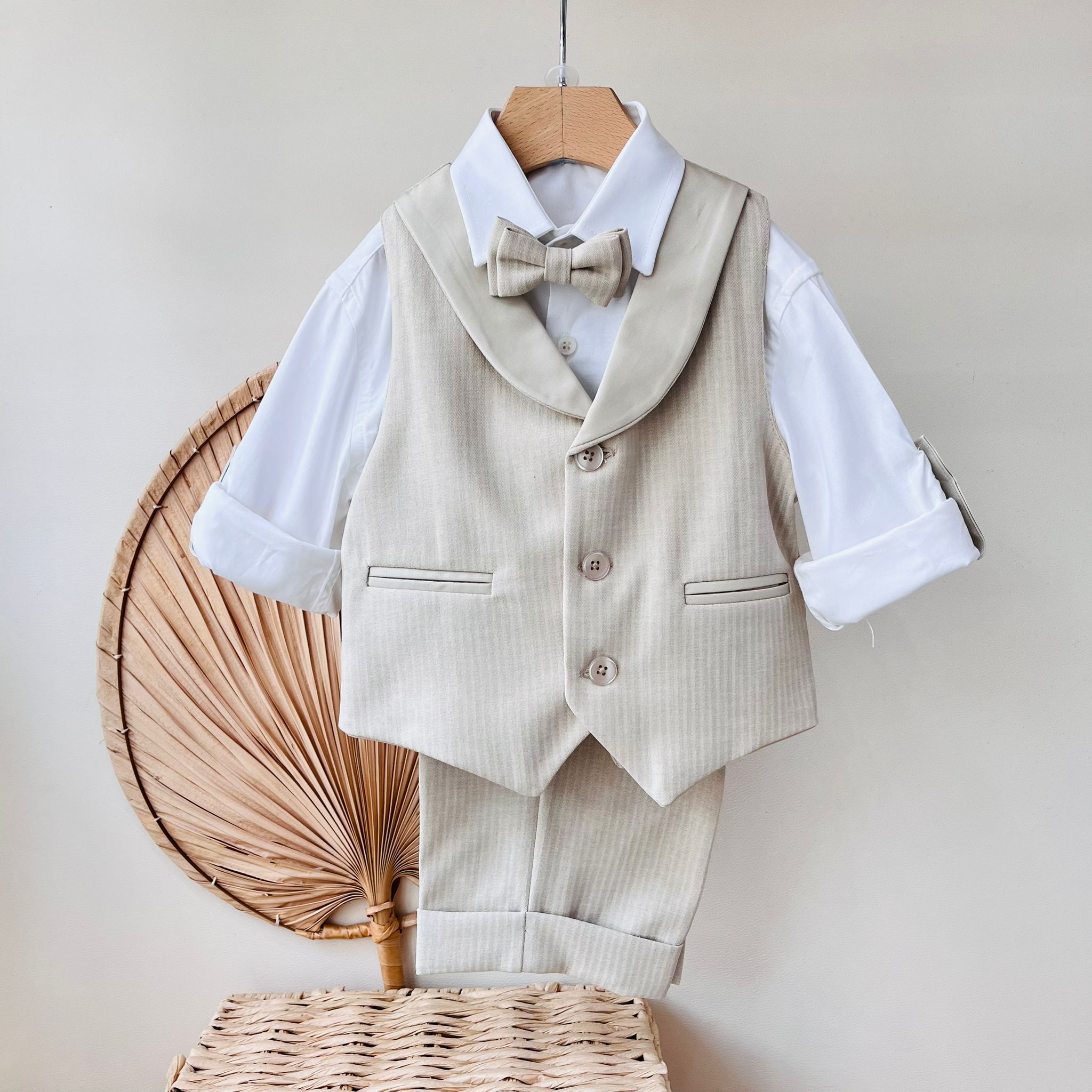 COMPLETO 4 PZ CERIMONIALE SANTIAGO BEIGE - Noi da piccoli