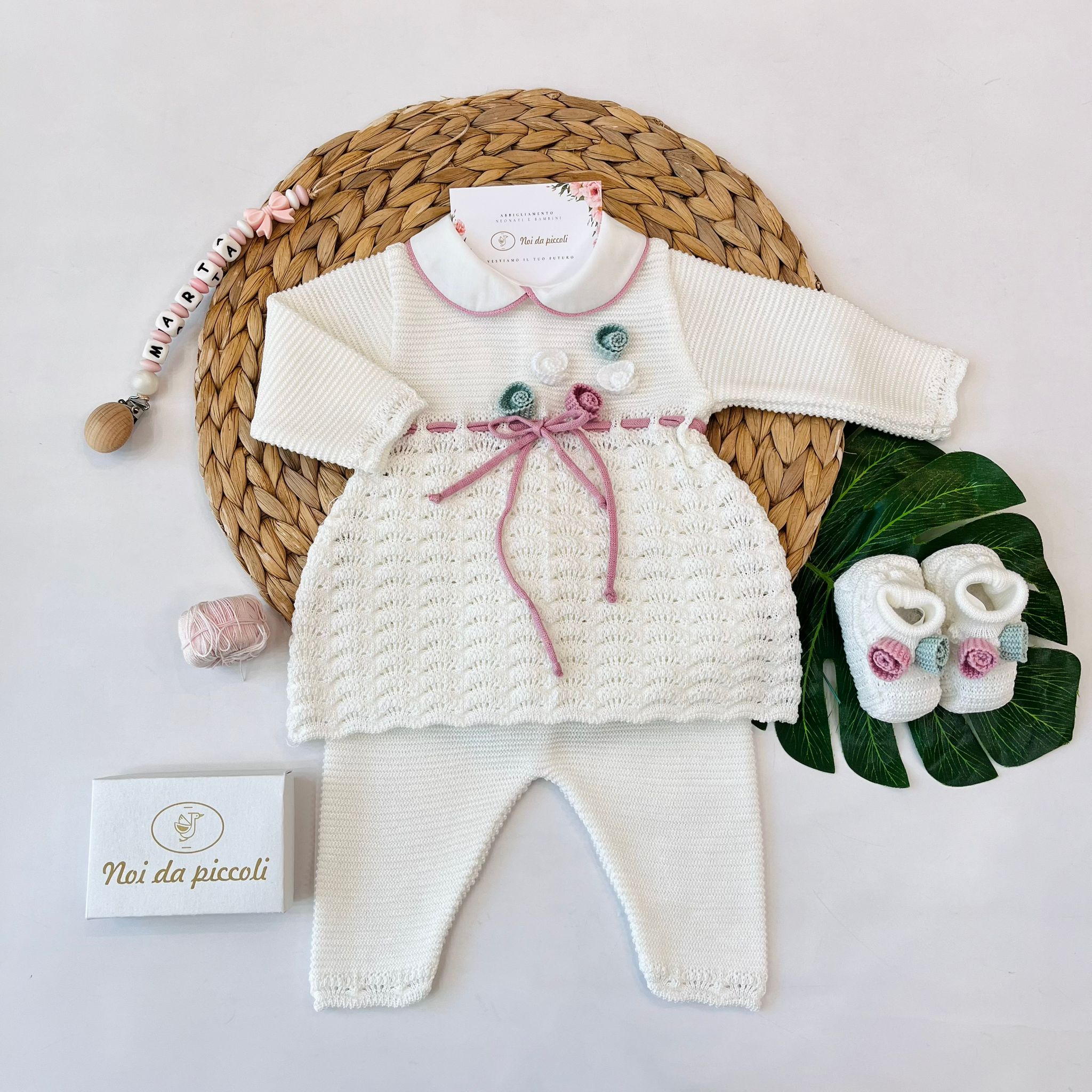 COMPLETO CON BABBUCCE 100% FILO DI COTONE VANIGLIA MULTICOLOR - Noi da piccoli