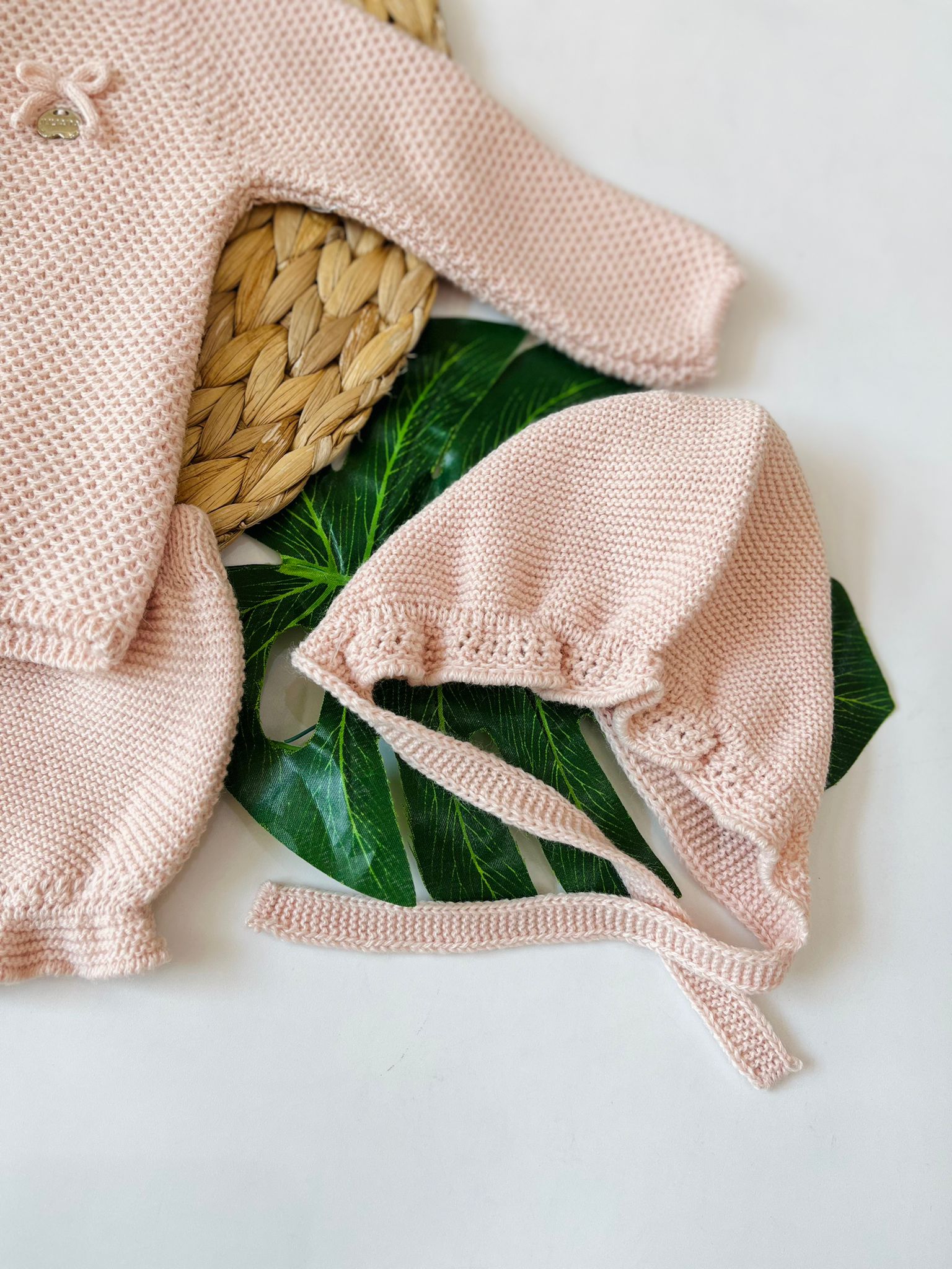 COMPLETO CON CUFFIETTA FILATO CALDO MILKY ROSE - Noi da piccoli