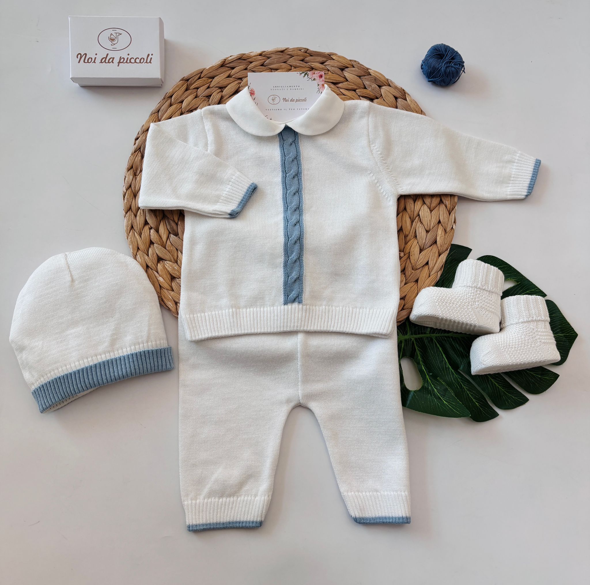 COMPLETO CON PARURE IN FILO PANNA - Noi da piccoli